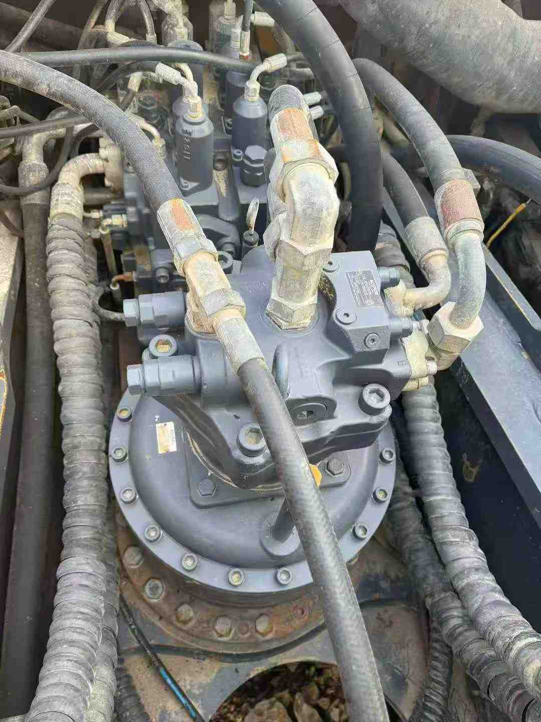 Used XCMG XE490D Excavator 2021 Model / 6