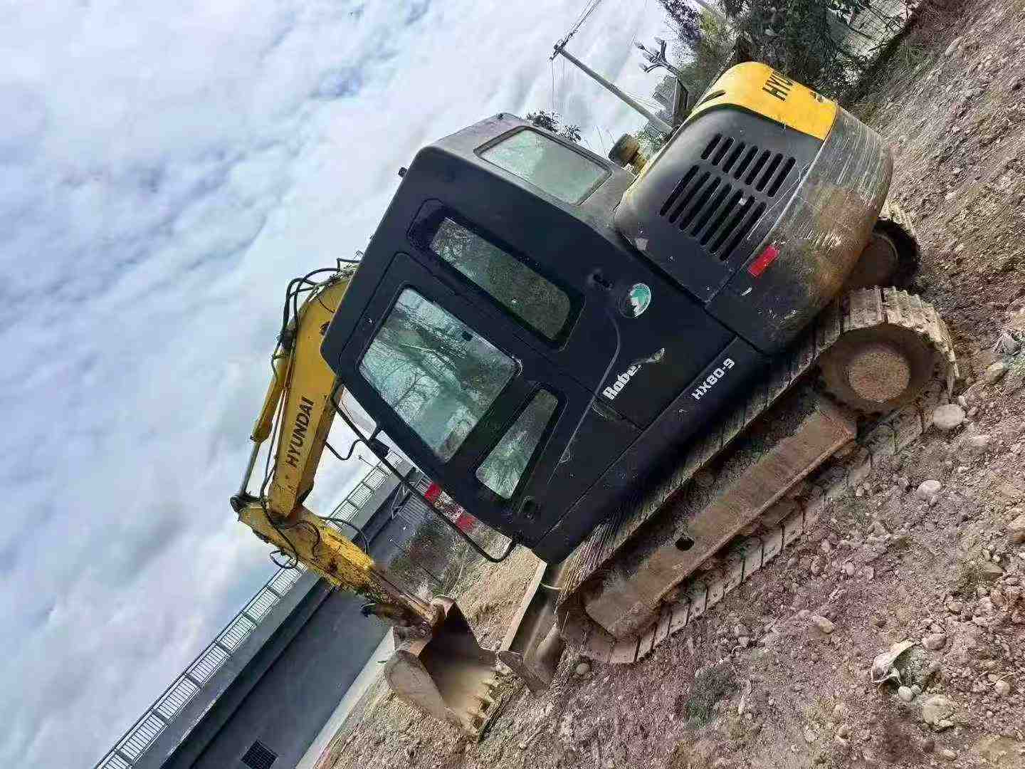 Used Hyundai R80G Excavator 2016 Model / 2