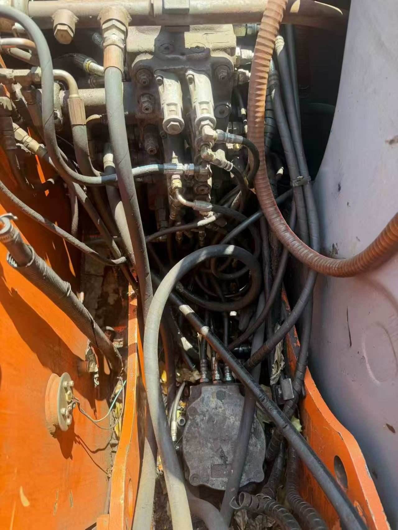 Used Hitachi ZX60 Excavator 2011 Model / 6