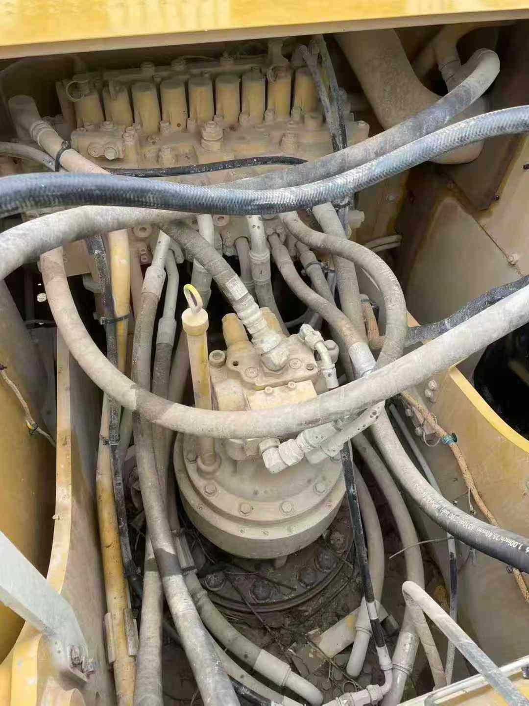 Used Caterpillar 323 Excavator 2022 Model / 4