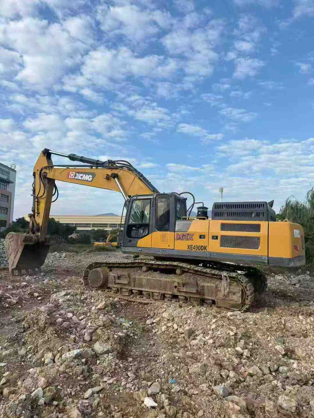 Used XCMG XE490D Excavator 2021 Model / 2