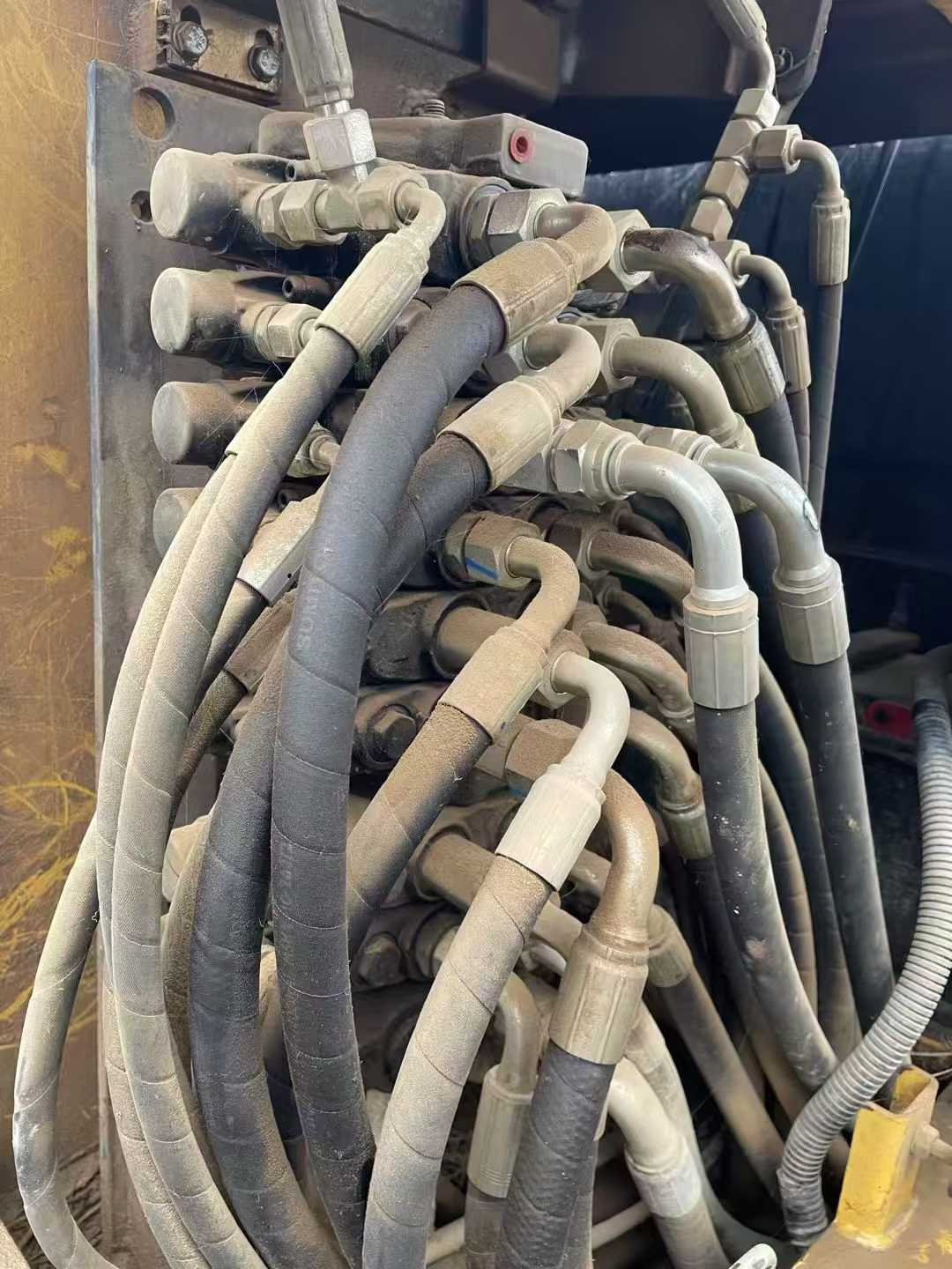 Used XCMG XE65D Excavator 2020 Model / 3