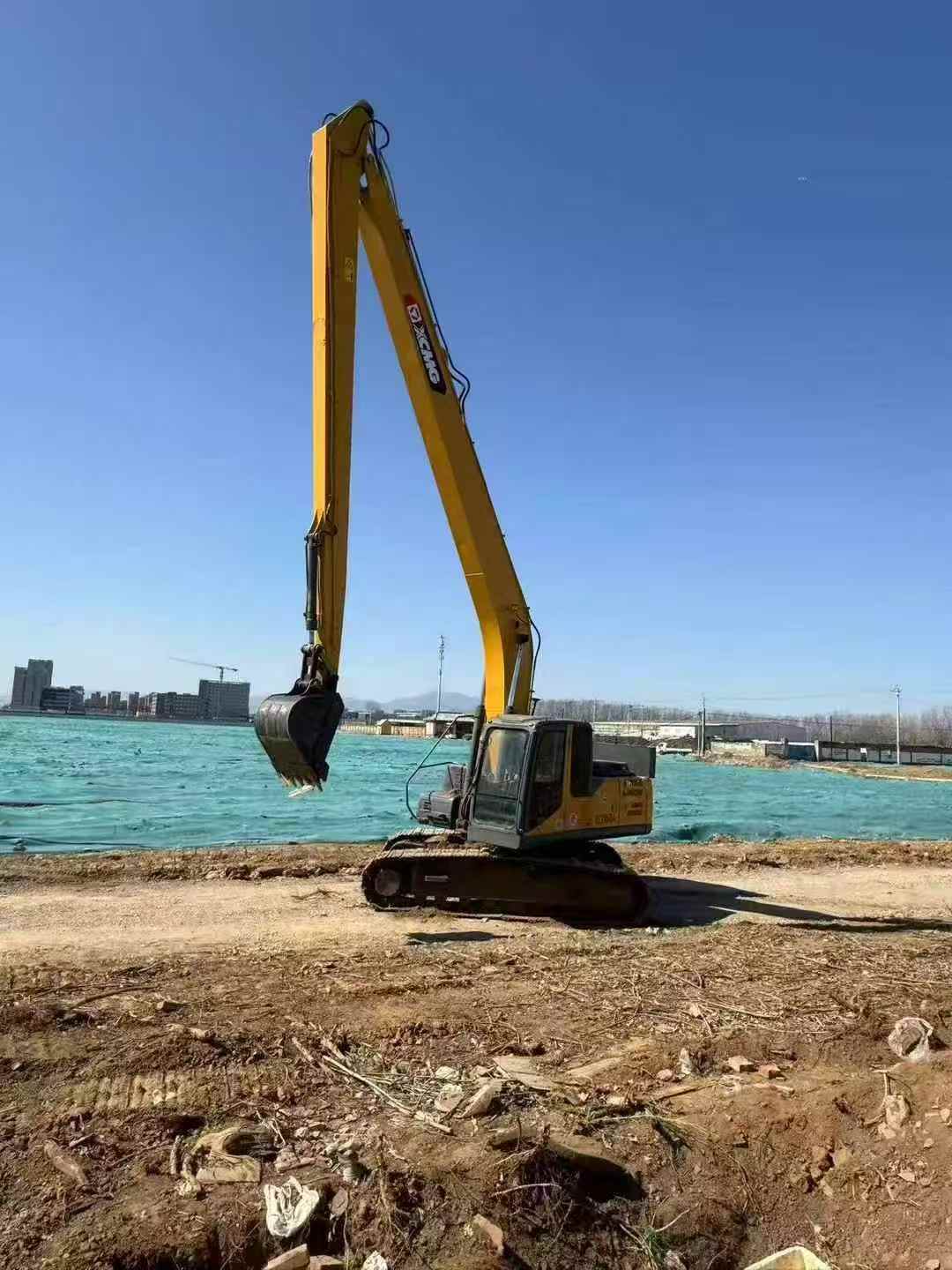 Buy XCMG XE215DA Used Excavator / 2