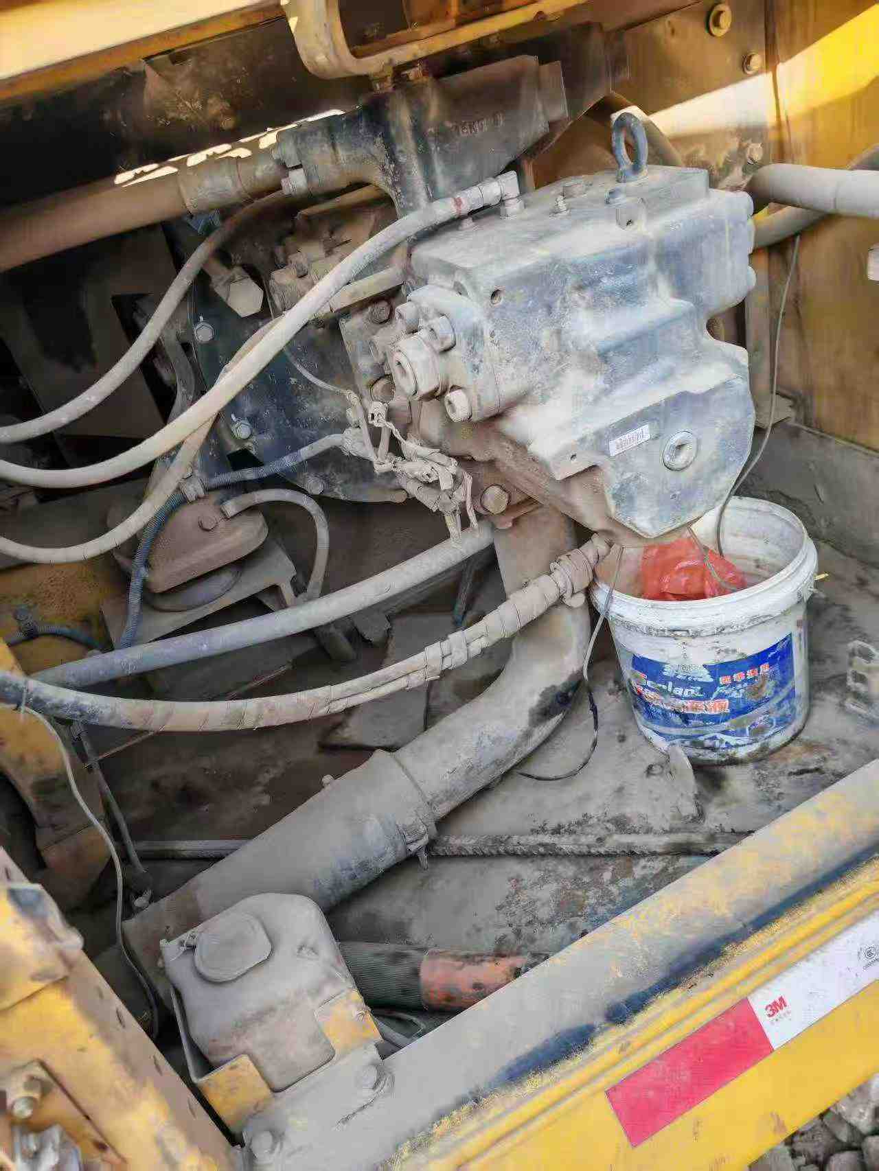 Buy Komatsu PC200-8 Used Excavator / 6