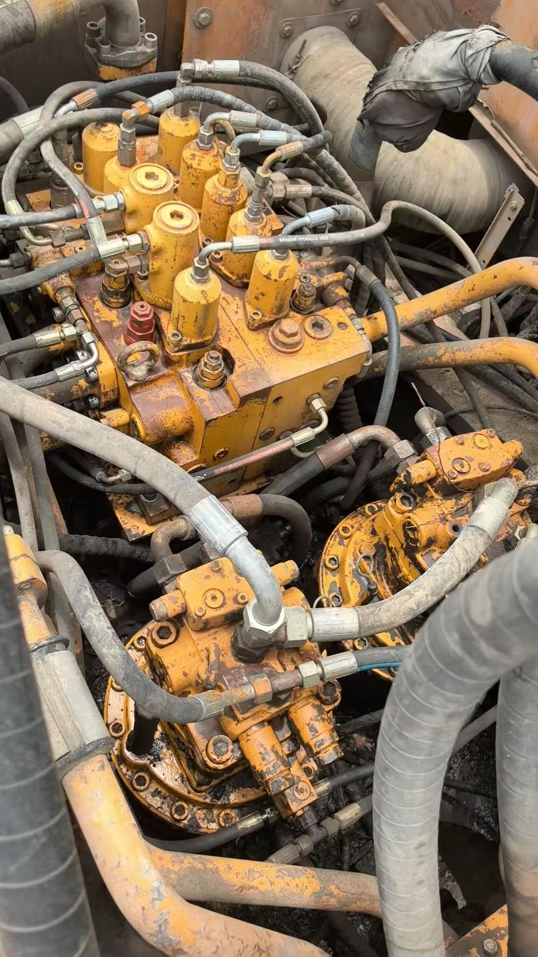 Used Sany SY465C Excavator 2016 Model / 3