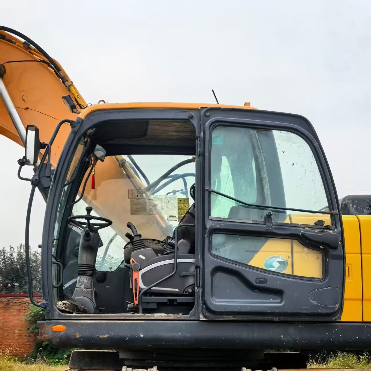 Used Hyundai R210W Excavator 2018 Model / 2