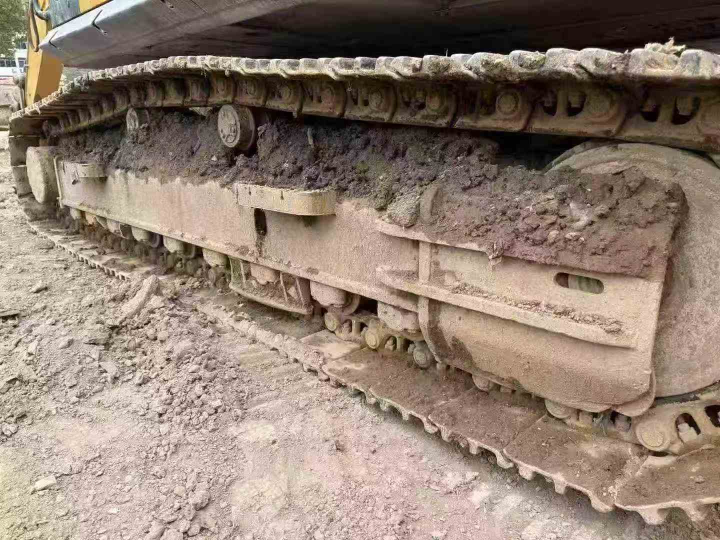 Used XCMG XE270DK Excavator 2022 Model / 4