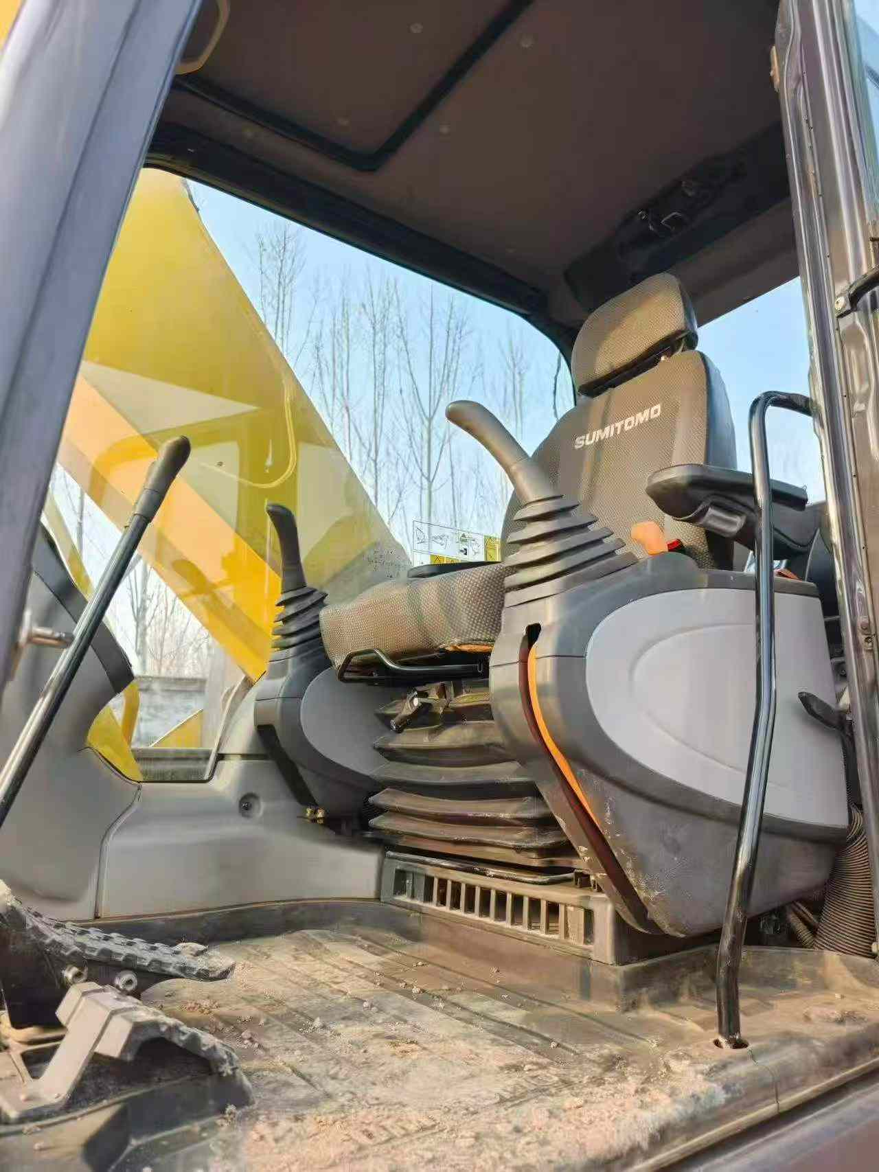 Used Sumitomo S260 Excavator 2020 Model / 4