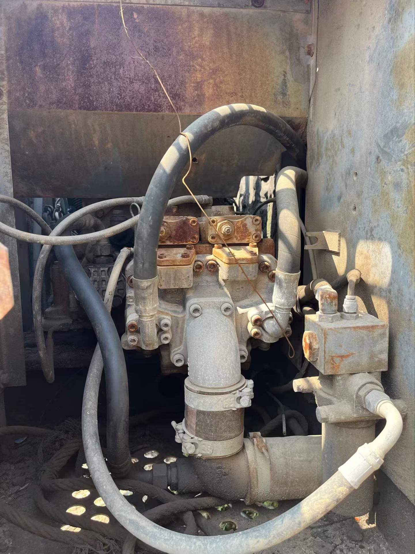 Buy Hitachi EX120-5 Used Excavator / 2