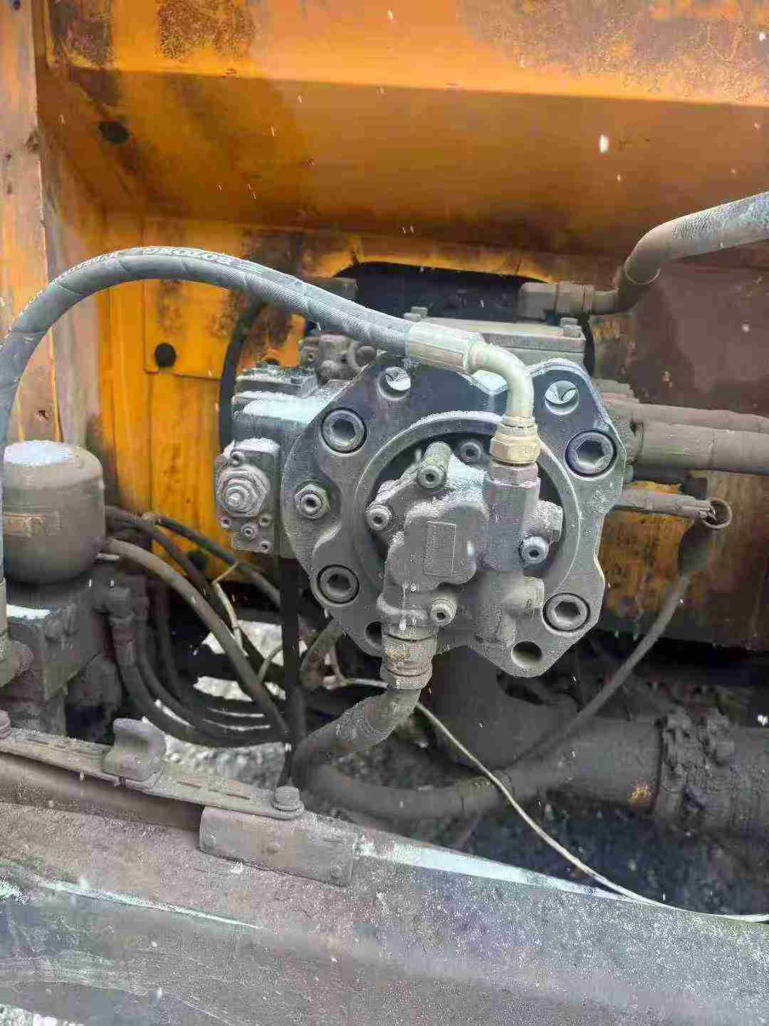 Used Hyundai R275LVS Excavator 2016 Model / 2