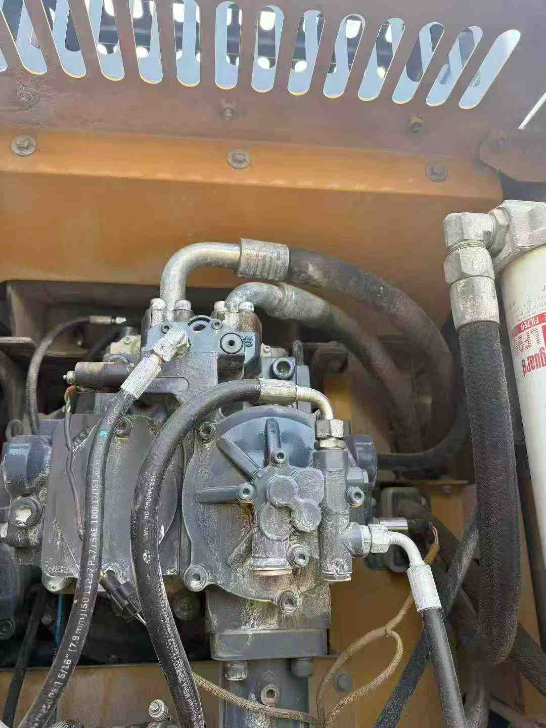 Used XCMG XE490D Excavator 2021 Model / 5