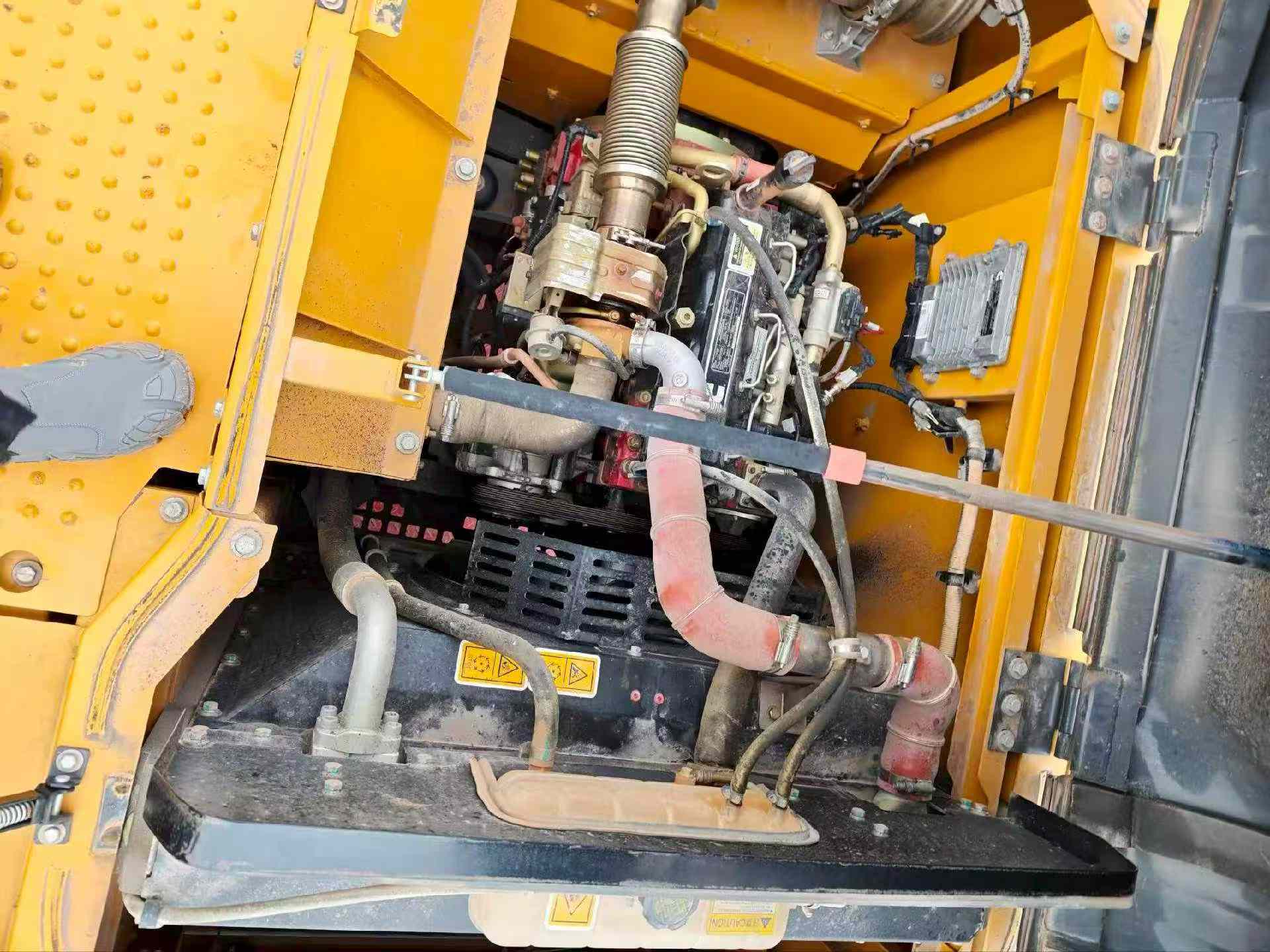 Used XCMG XE200 Excavator 2025 Model / 7