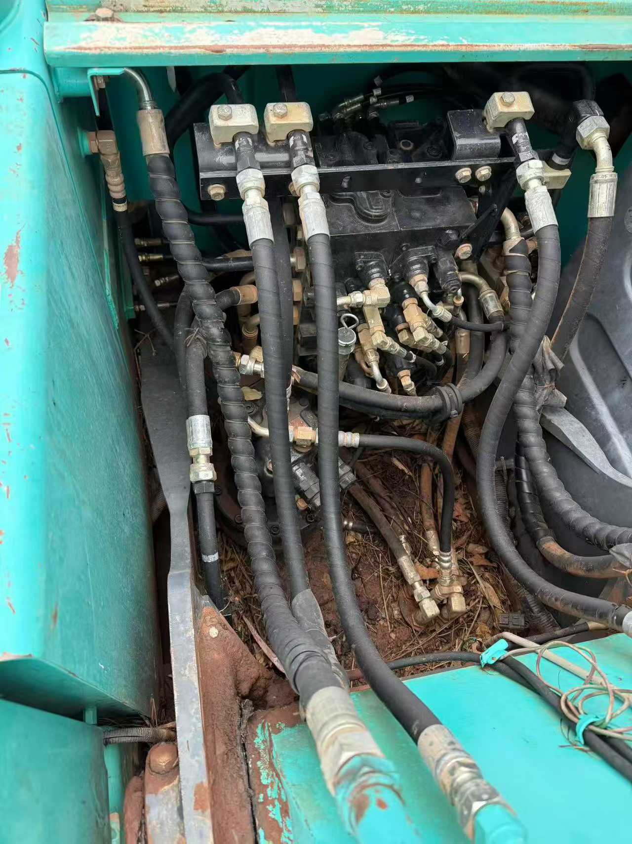 Used Kobelco SK140 Excavator 2017 Model / 3