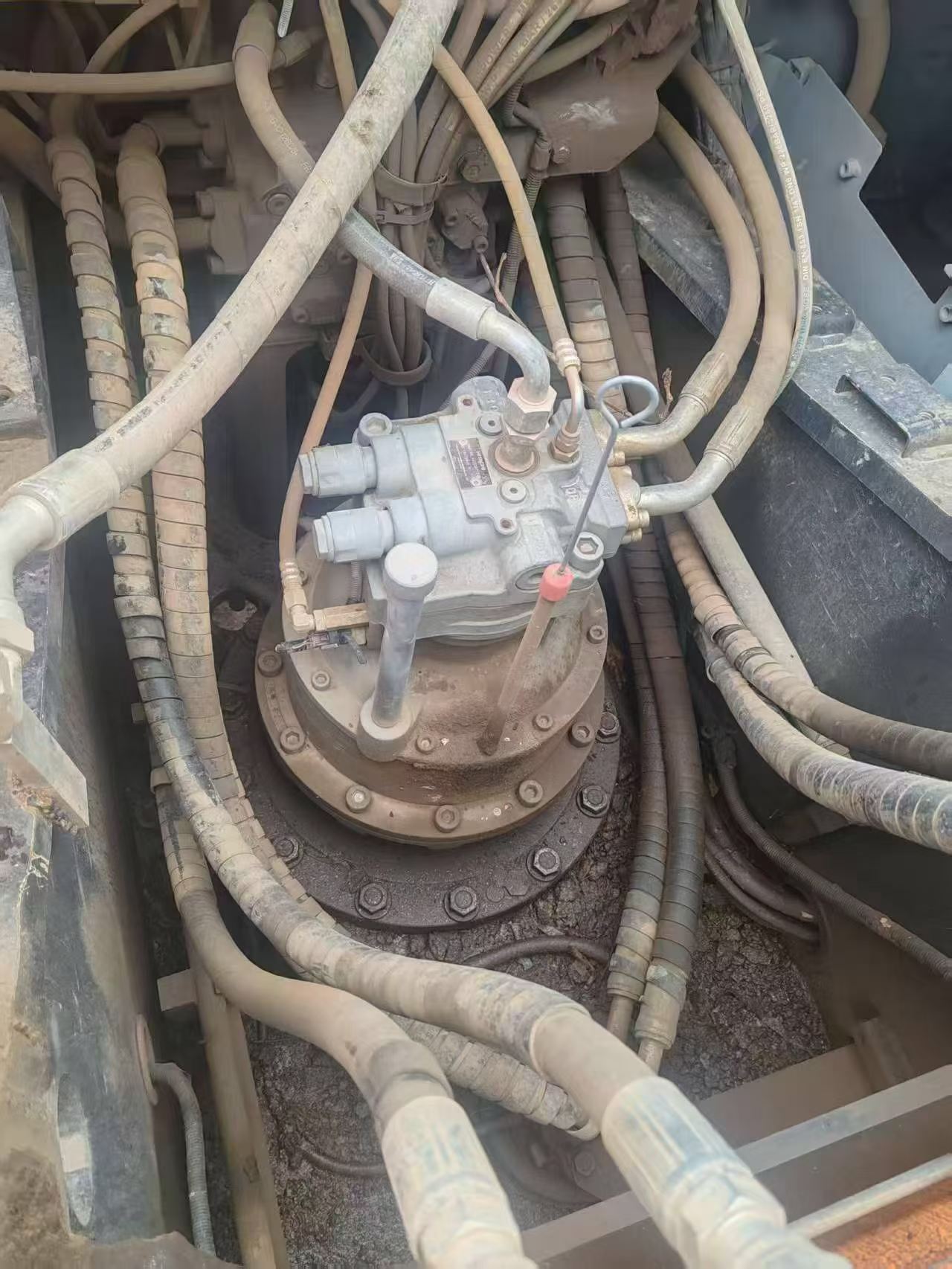 Used Hitachi ZX260-3G Excavator 2016 Model / 4