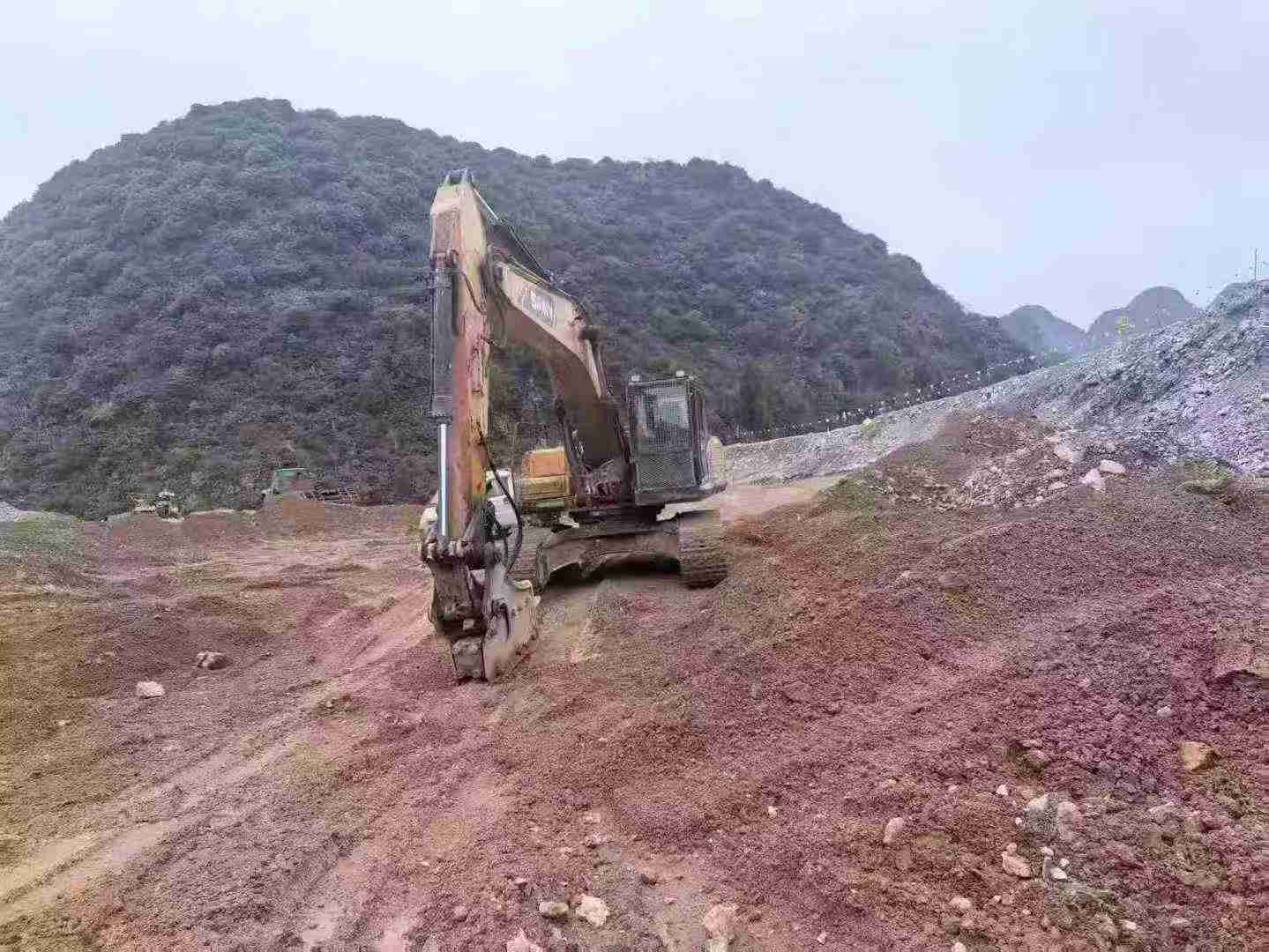 Used Sany SY265C Excavator 2019 Model / 4