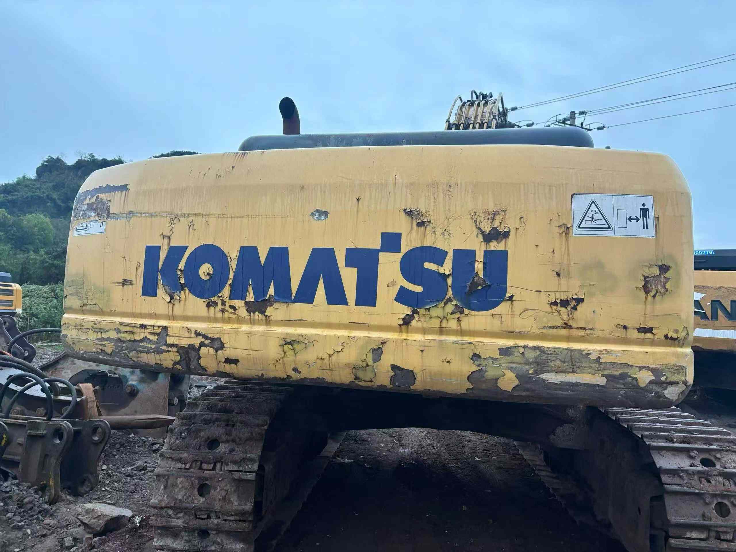 Used Komatsu PC450-7 Excavator 2016 Model / 3