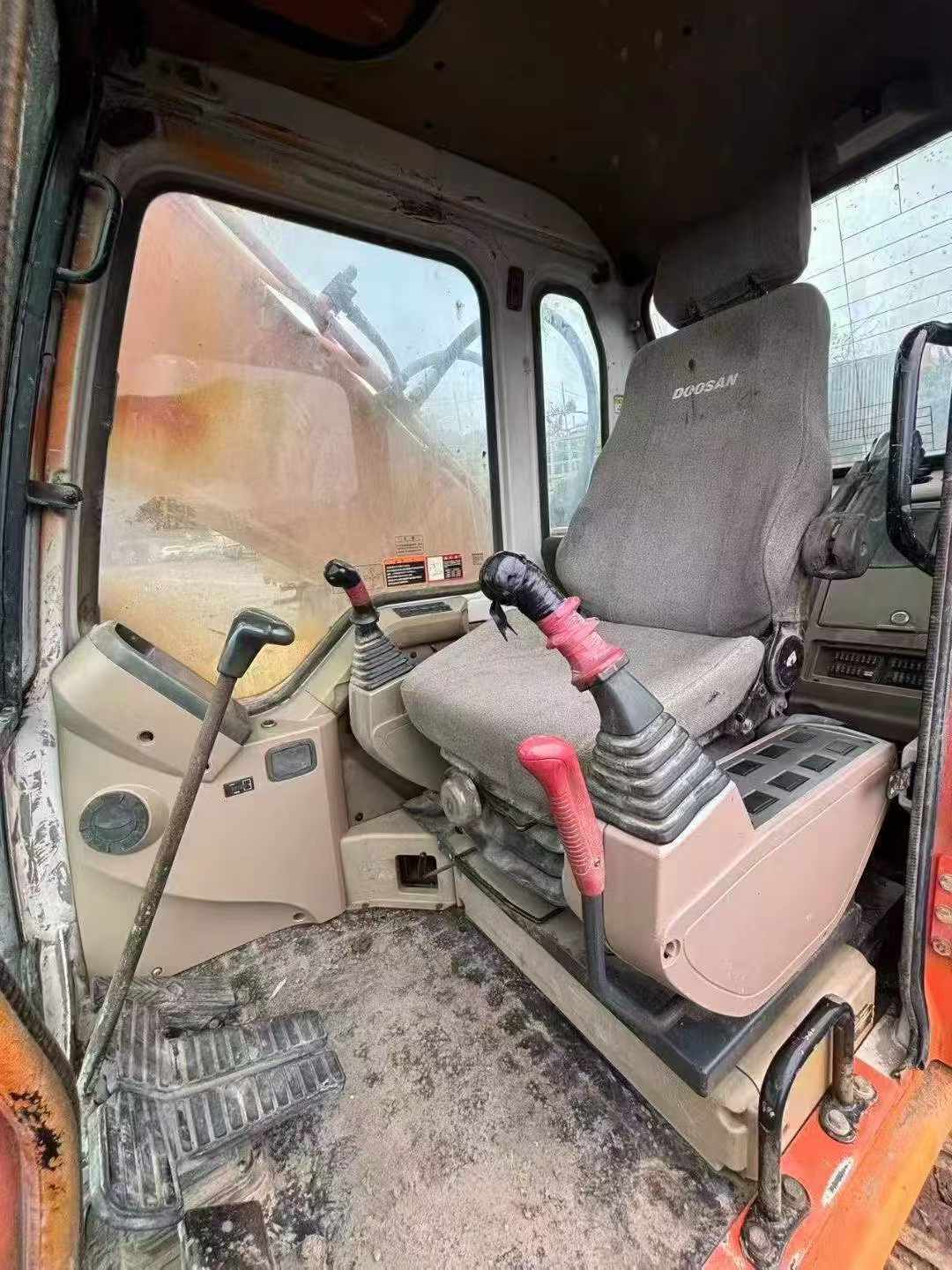 Buy Doosan DH215-9 Used Excavator / 6