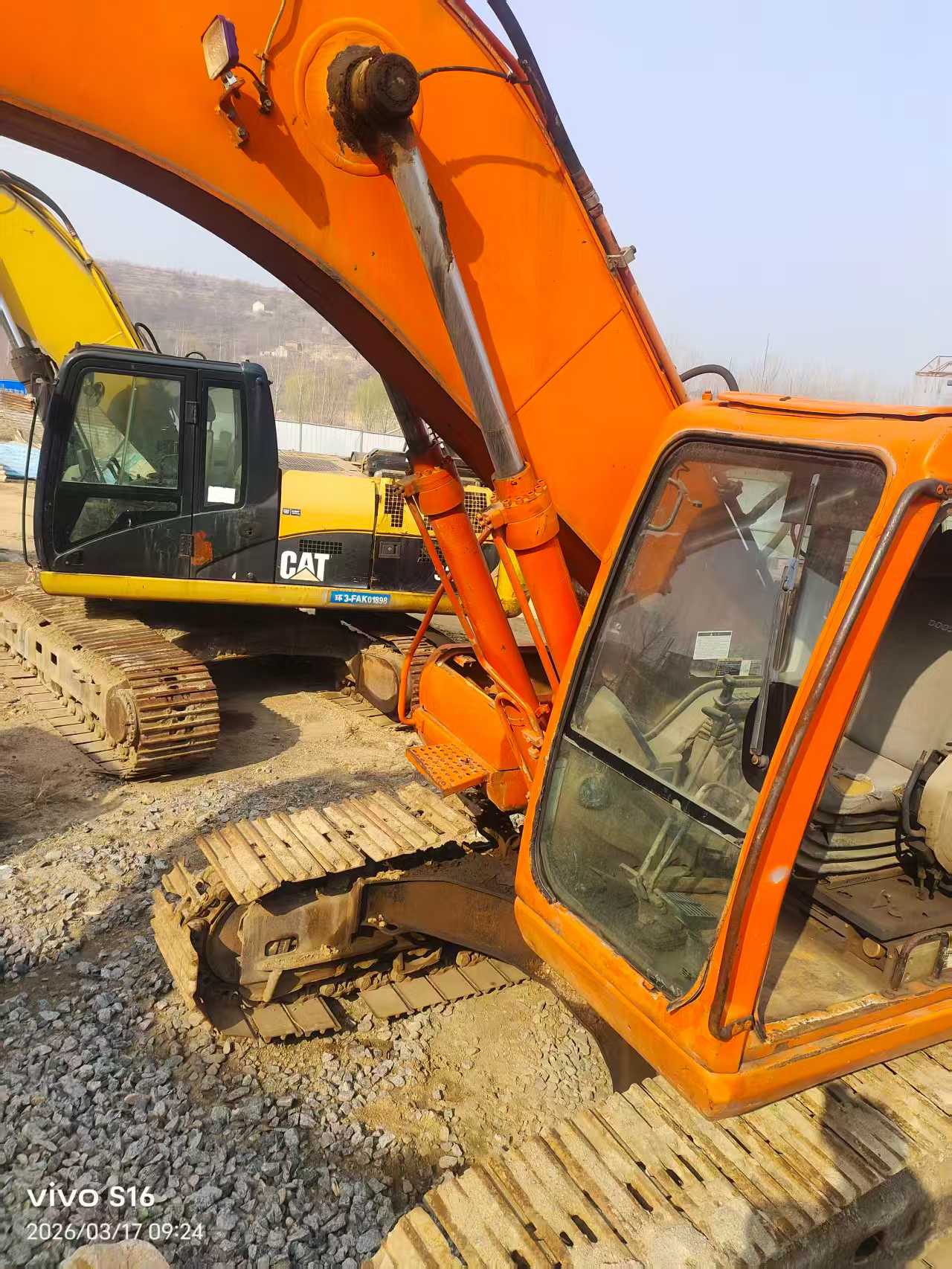Used Doosan DH215-7 Excavator 2016 Model / 7