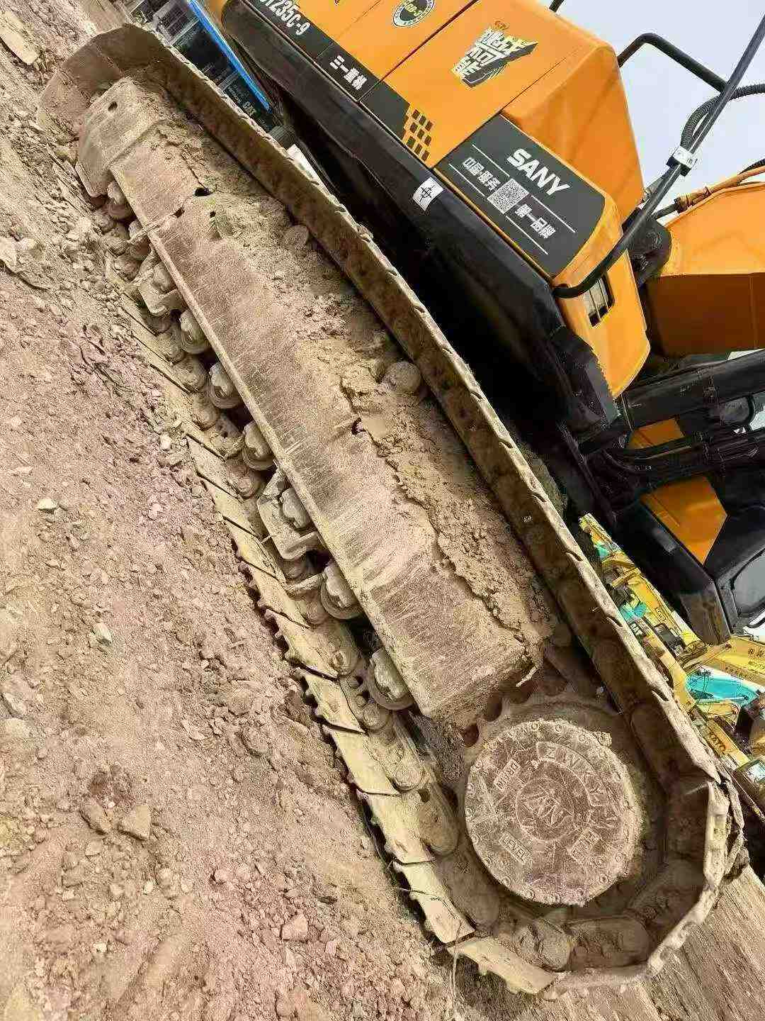 Buy Sany SY235C Used Excavator / 9