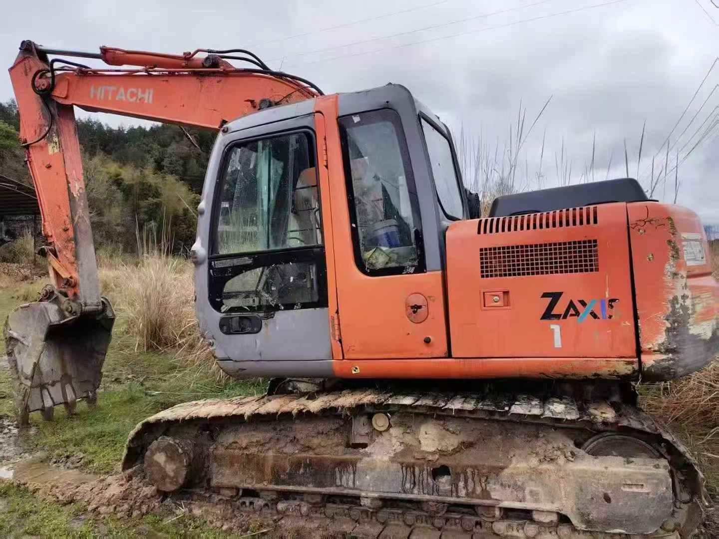 Buy Hitachi EX120-6 Used Excavator / 2