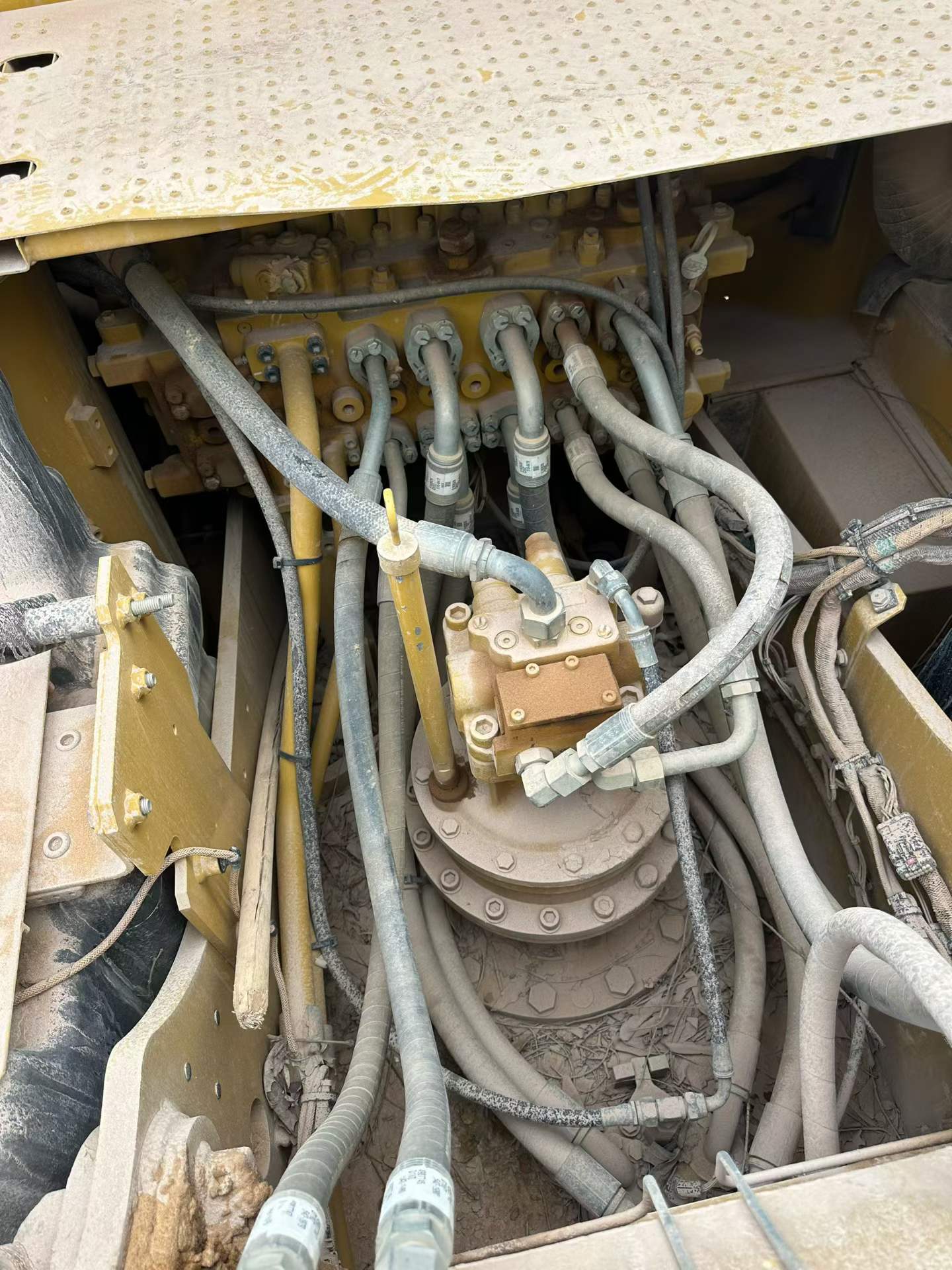 Buy Caterpillar 320A Used Excavator / 7