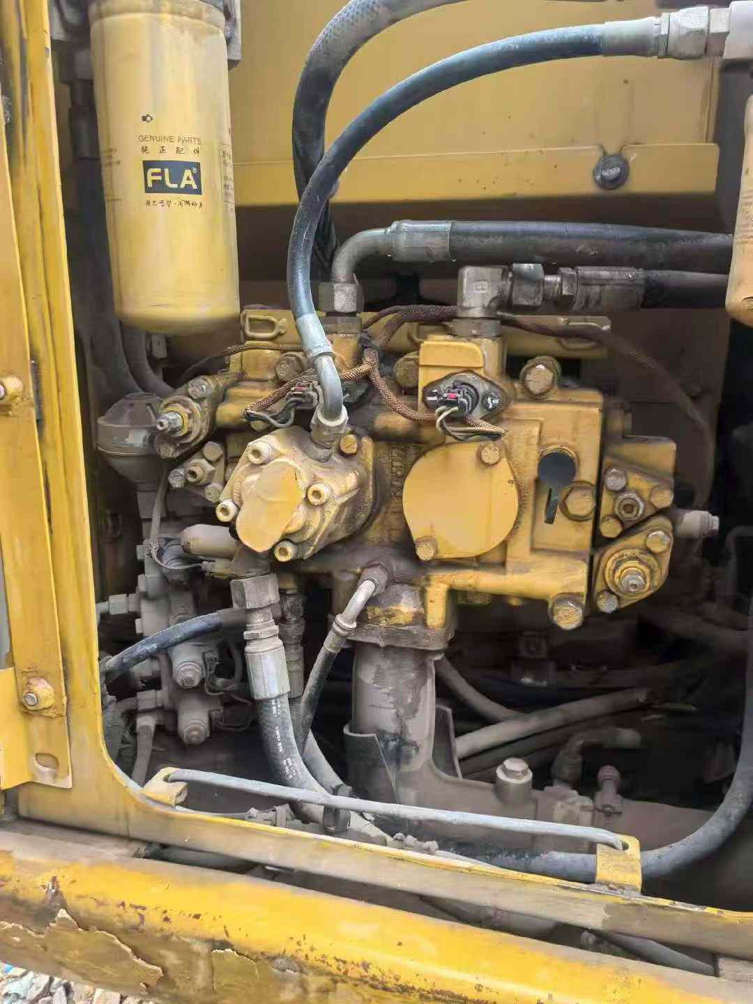 Buy Caterpillar 312D Used Excavator / 3