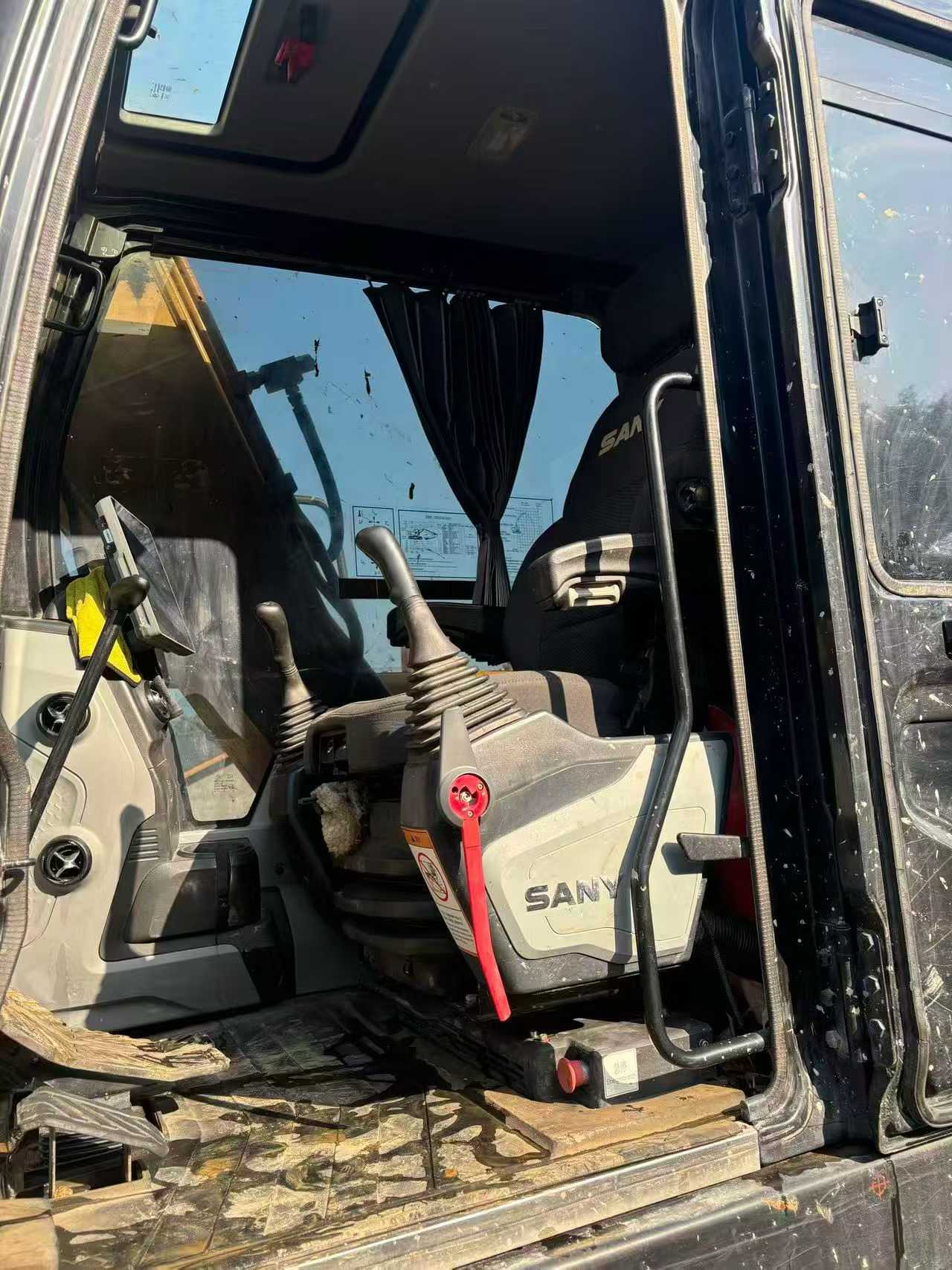 Buy Sany SY125C Used Excavator / 7