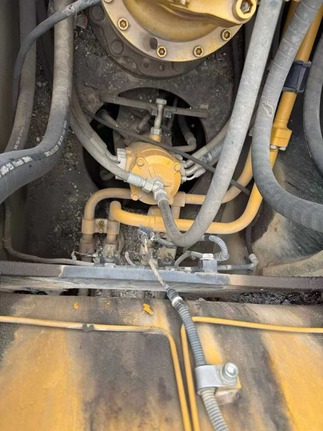 Buy Sany SY200C Used Excavator / 7