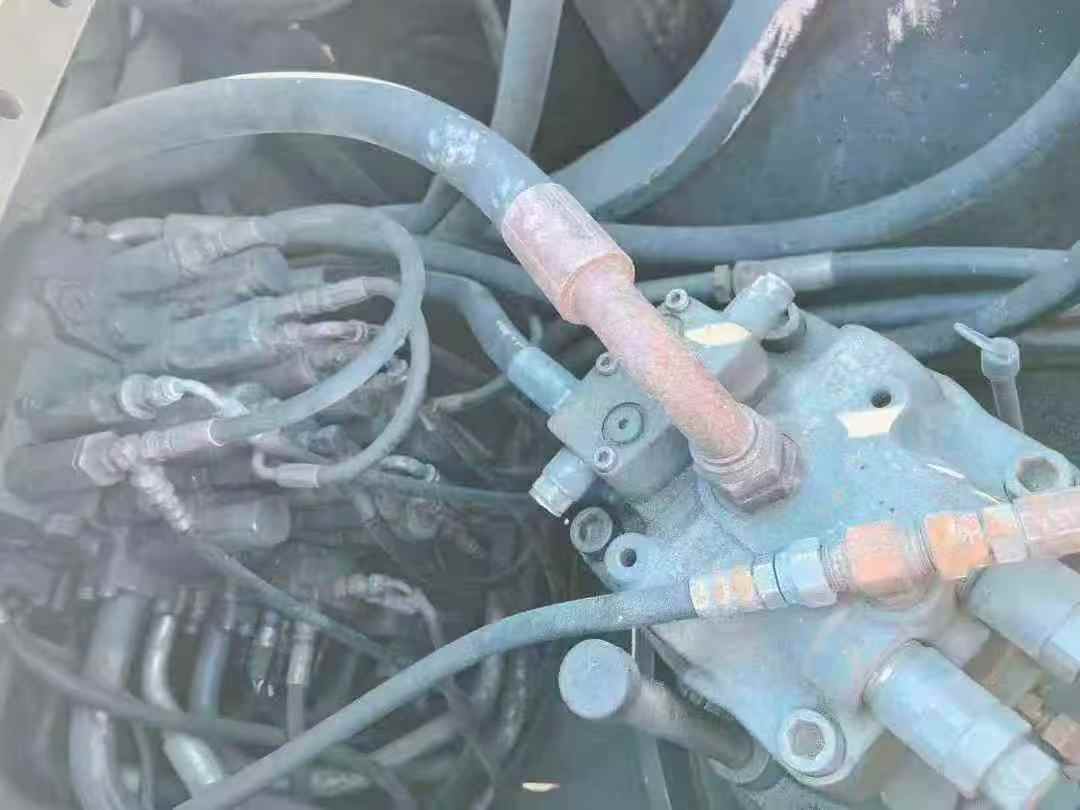 Buy Sumitomo SH240-5 Used Excavator / 8