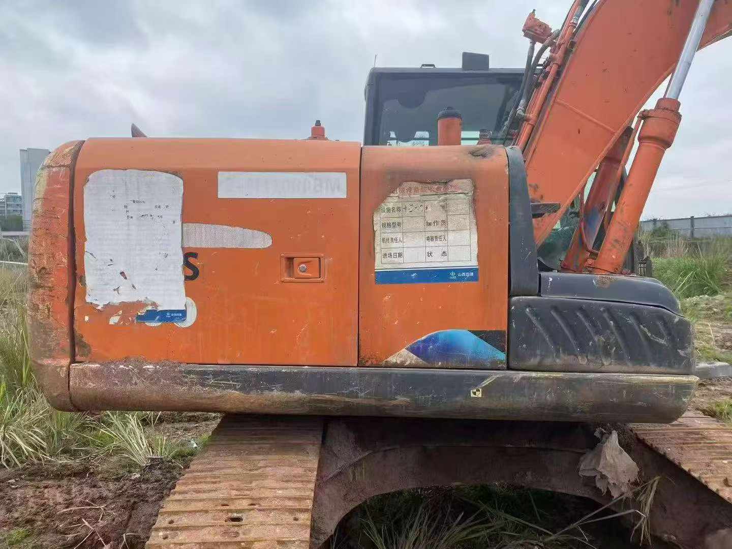 Buy Hitachi EX130 Used Excavator / 2