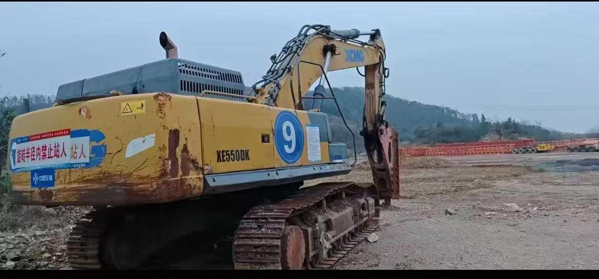 Buy XCMG XE490D Used Excavator / 2