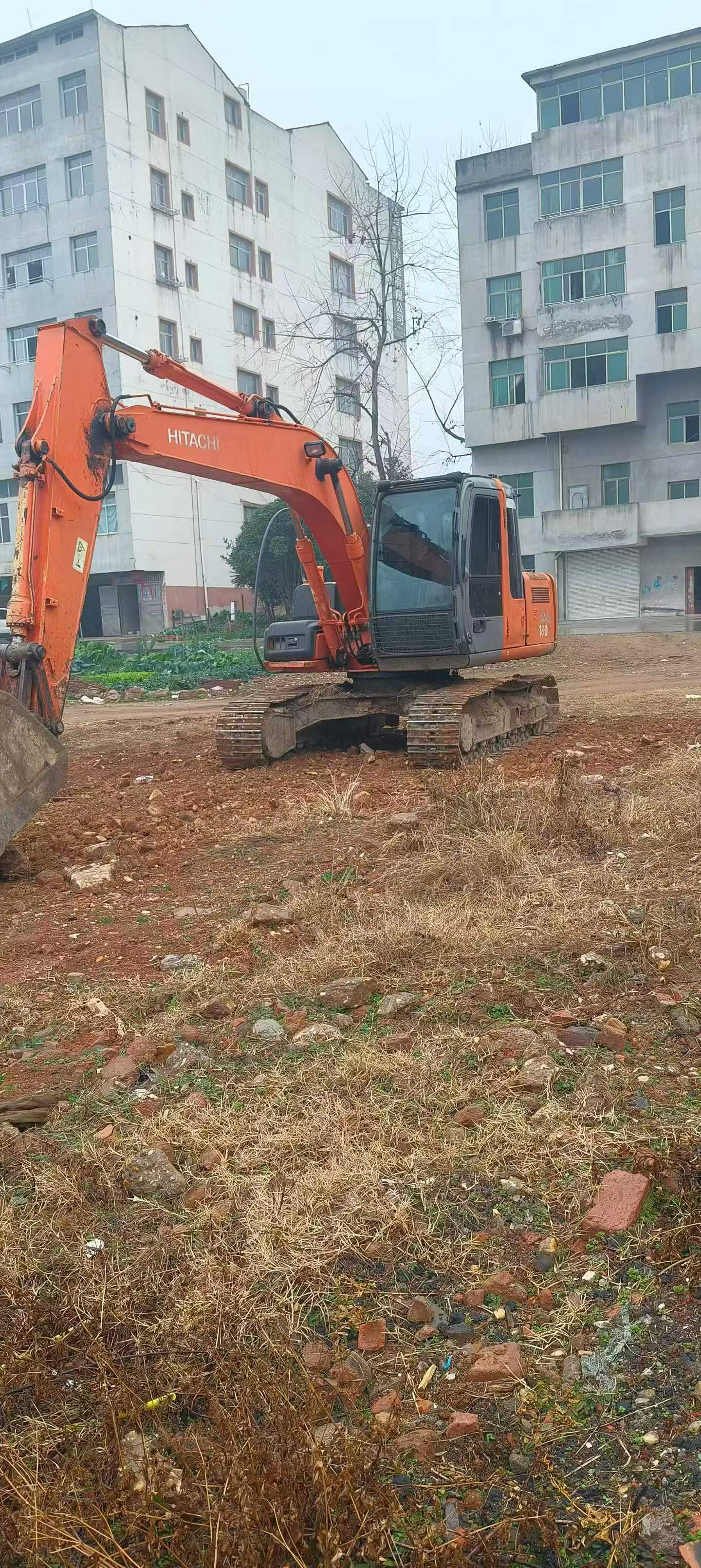 Buy Hitachi EX130 Used Excavator / 6