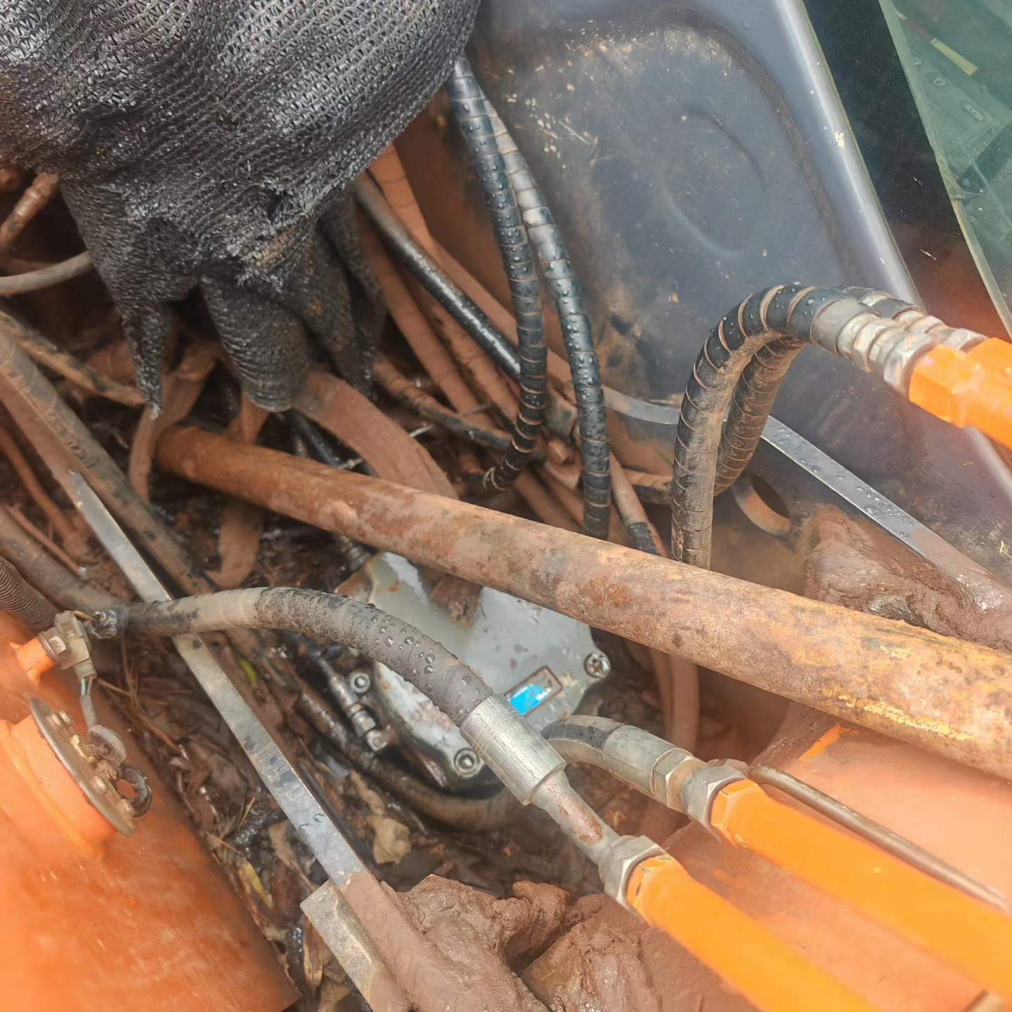 Buy Hitachi EX60-5 Used Excavator / 9