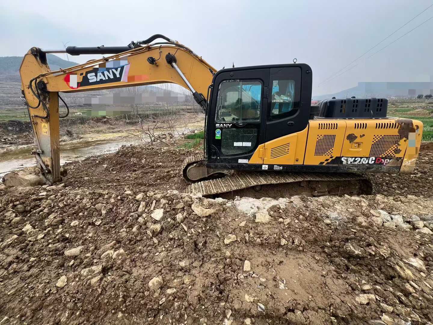 Buy Sany SY205C Used Excavator / 5