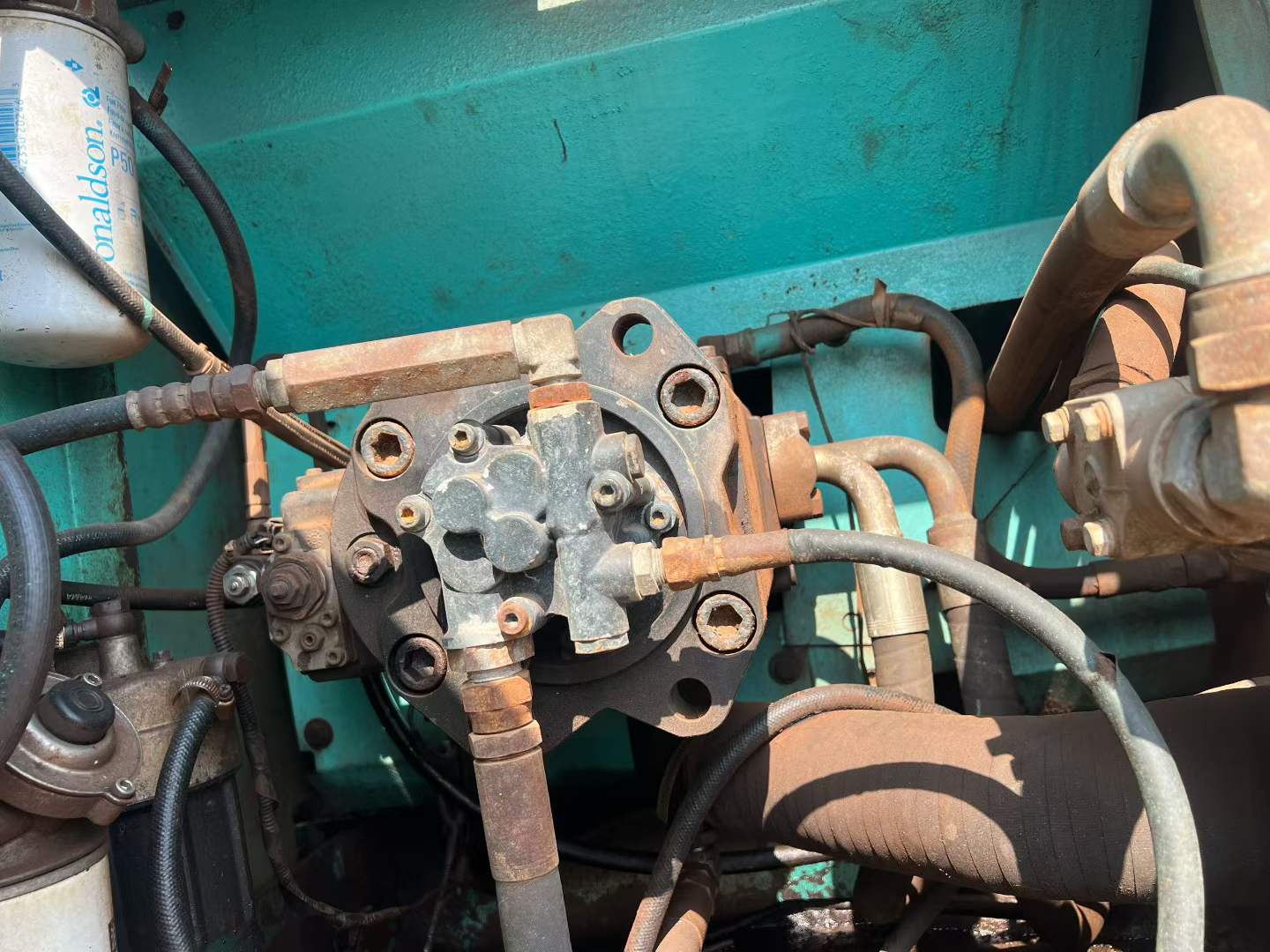 Buy Kobelco SK200-8 Used Excavator / 6