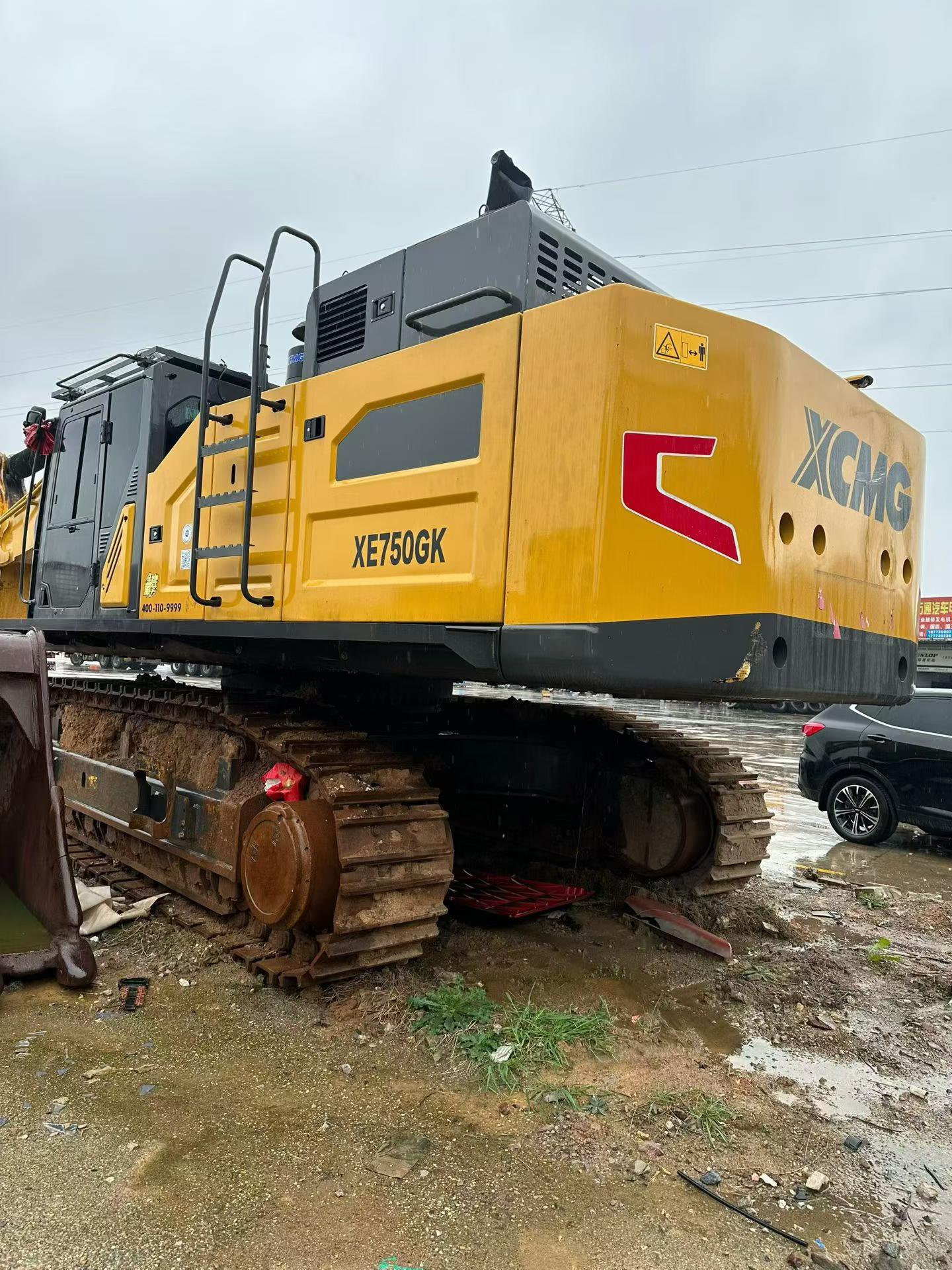 Buy XCMG XE650DP Used Excavator / 8