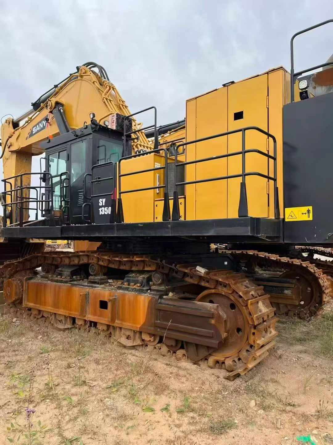 Buy Sany SY1350H Used Excavator / 2