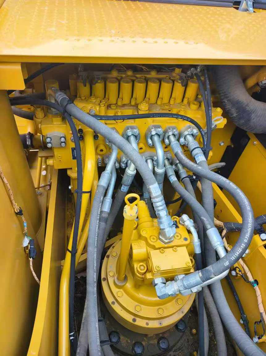 Buy Caterpillar 320A Used Excavator / 8