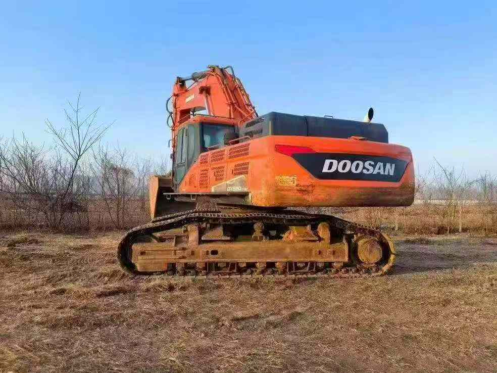 Buy Doosan DX520LC-9C Used Excavator / 6
