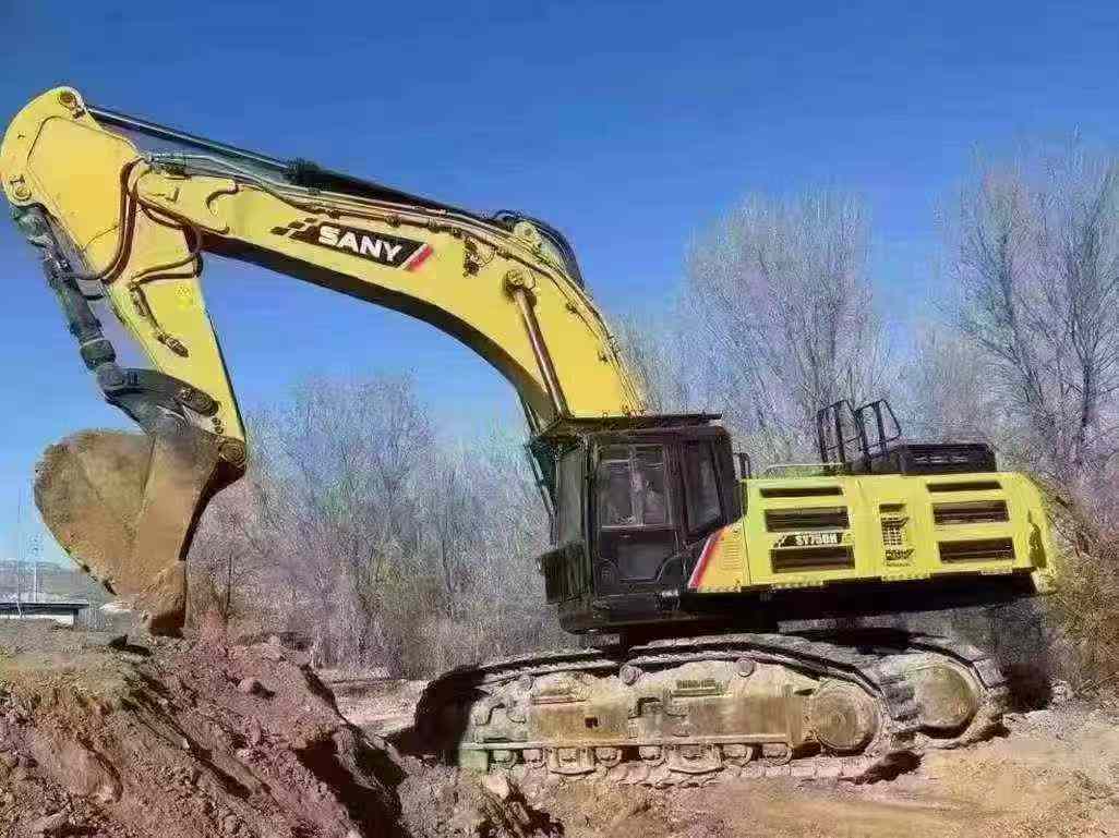 Buy Sany SY750H Used Excavator / 2