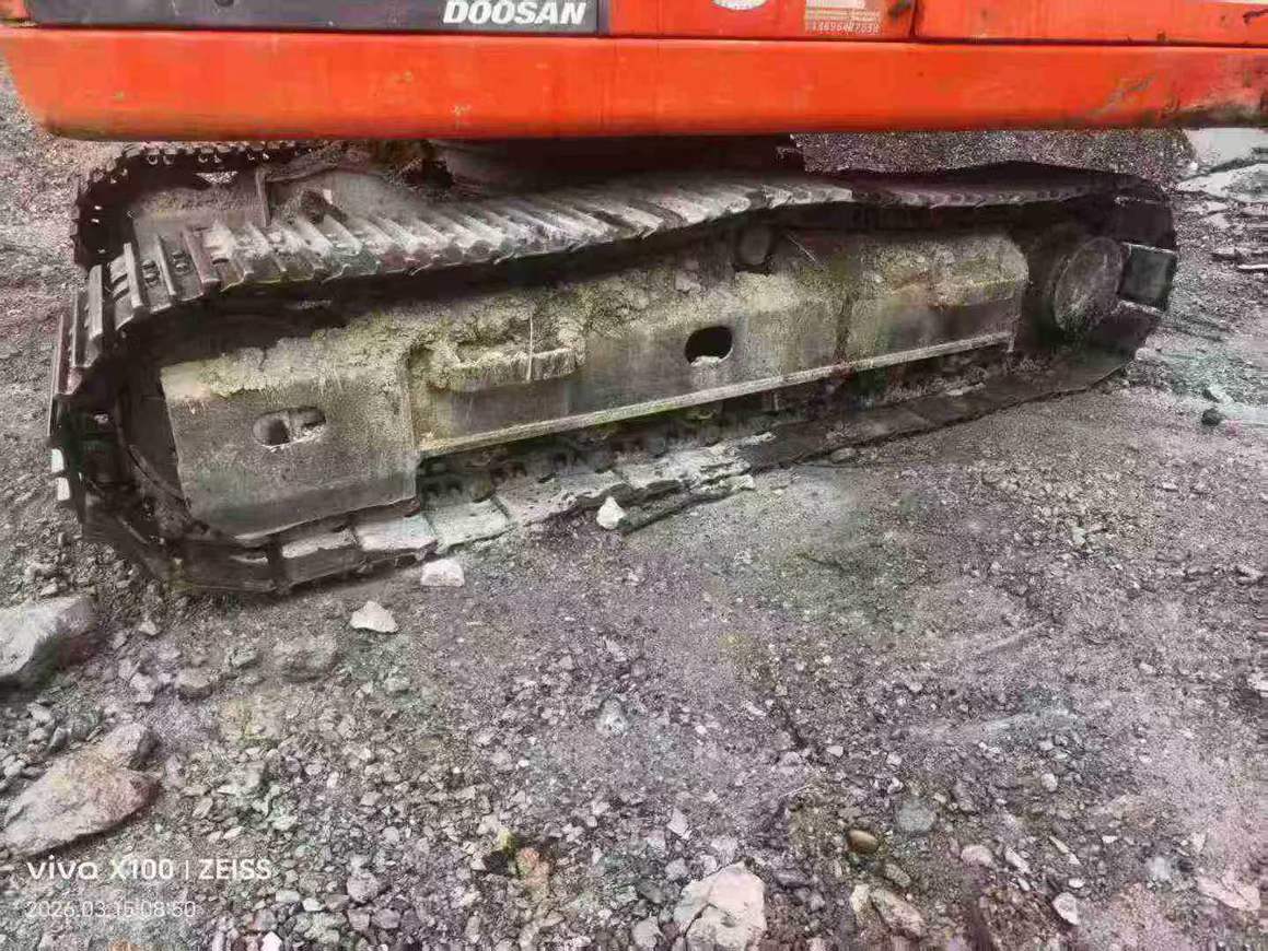 Buy Doosan DX120 Used Excavator / 2