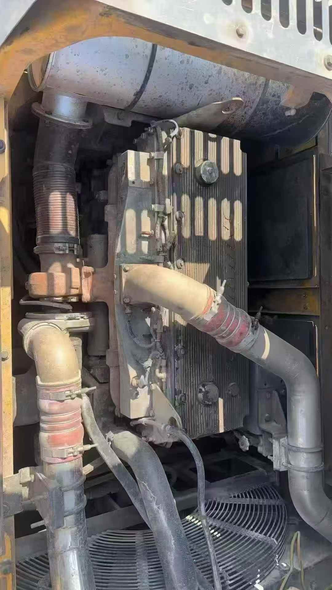 Buy XCMG XE490D Used Excavator / 2