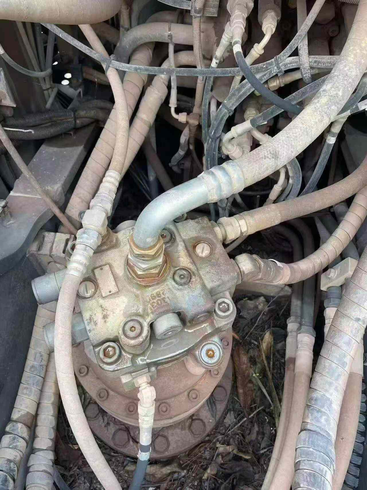 Buy Sumitomo SH210-5 Used Excavator / 4