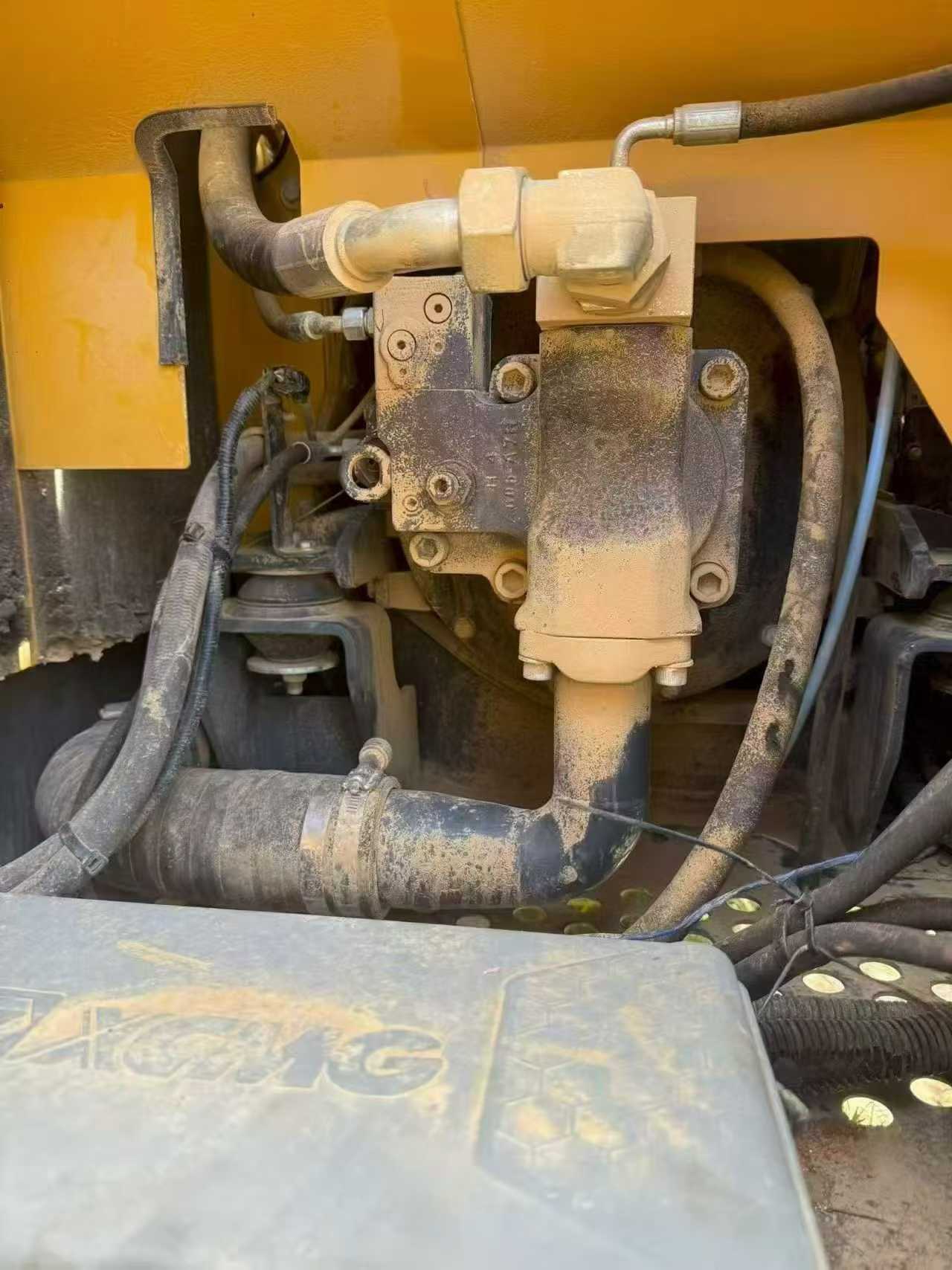 Buy XCMG XE75C Used Excavator / 6