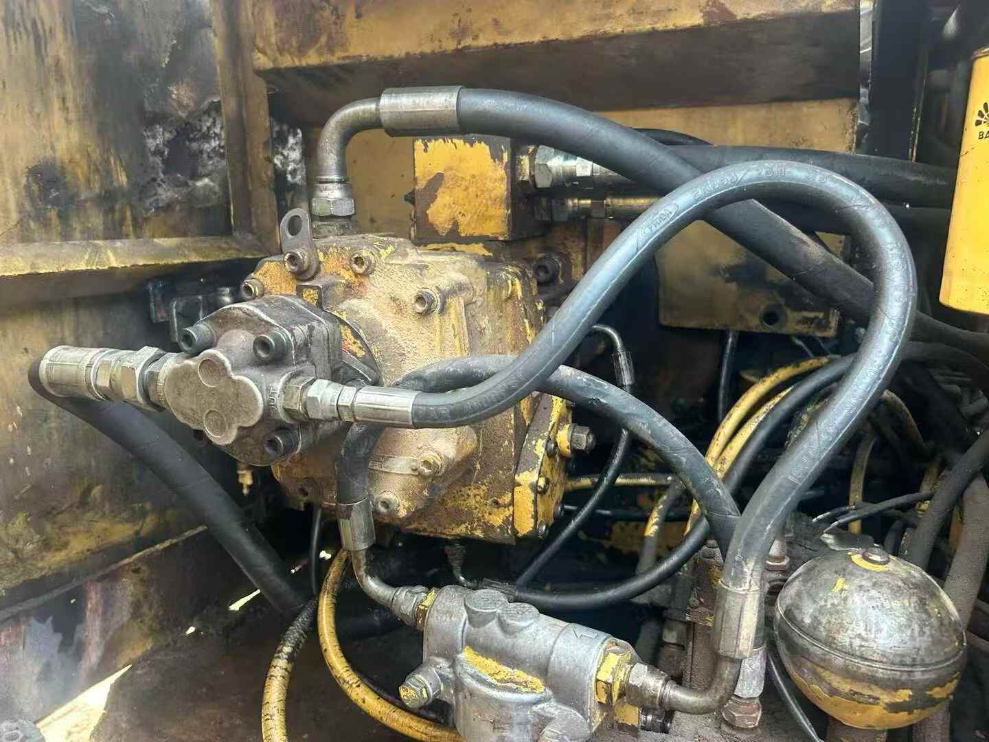 Buy Caterpillar E120B Used Excavator / 5