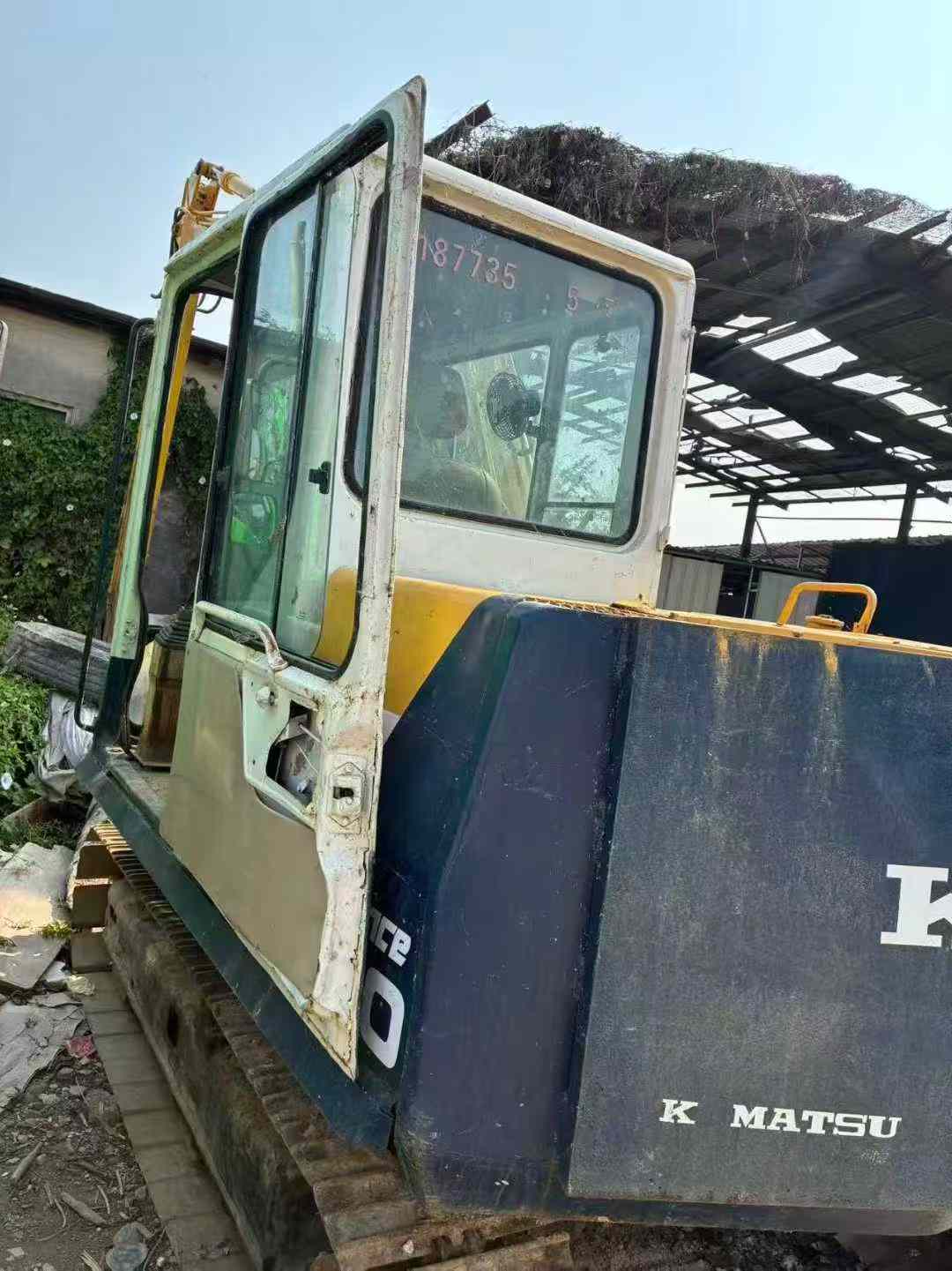 Buy Komatsu PC60-6 Used Excavator / 4