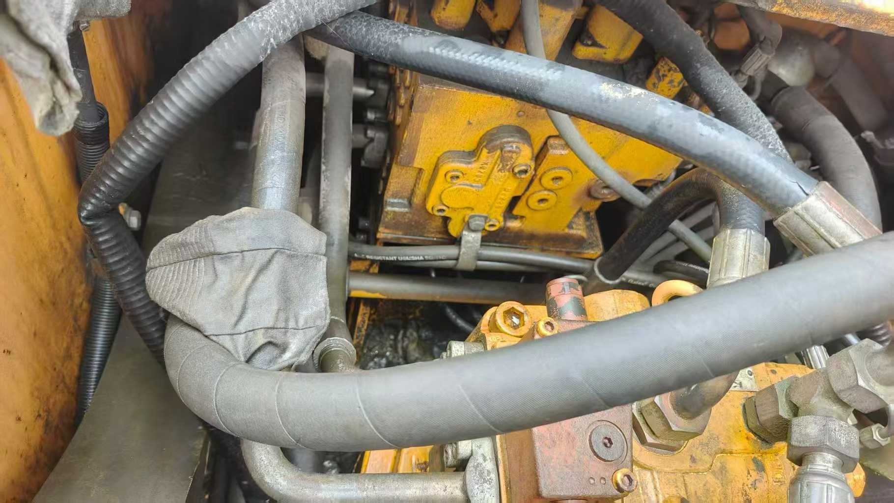 Buy Sany SY235C Used Excavator / 6