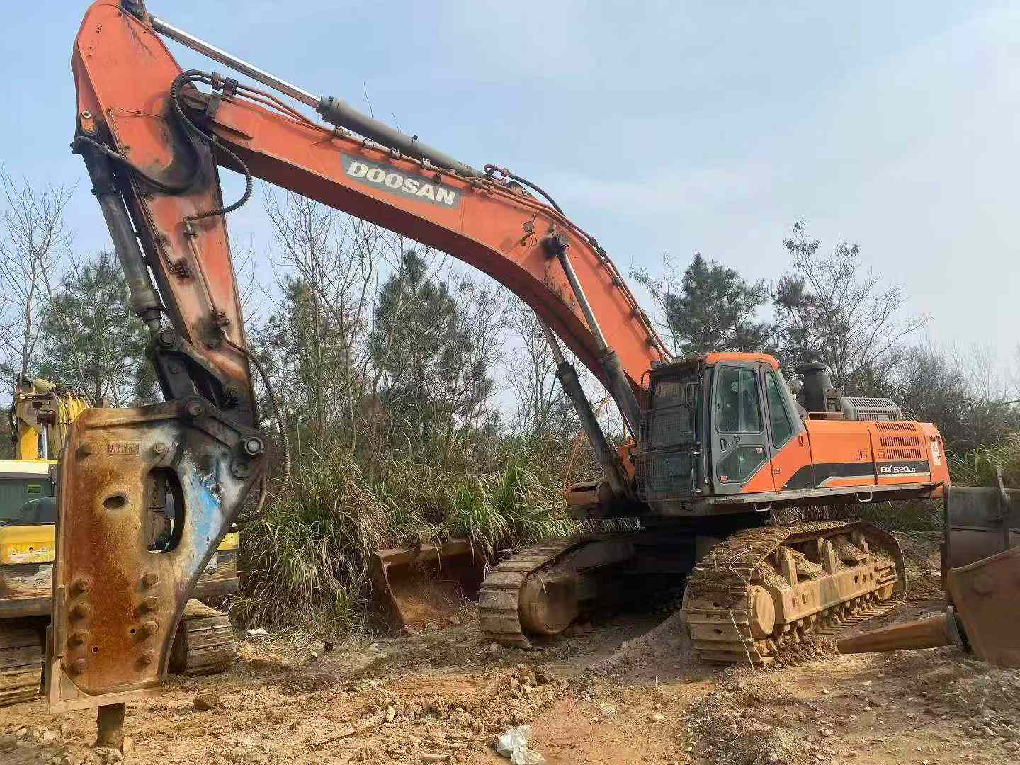 Buy Doosan DX520LC Used Excavator / 5