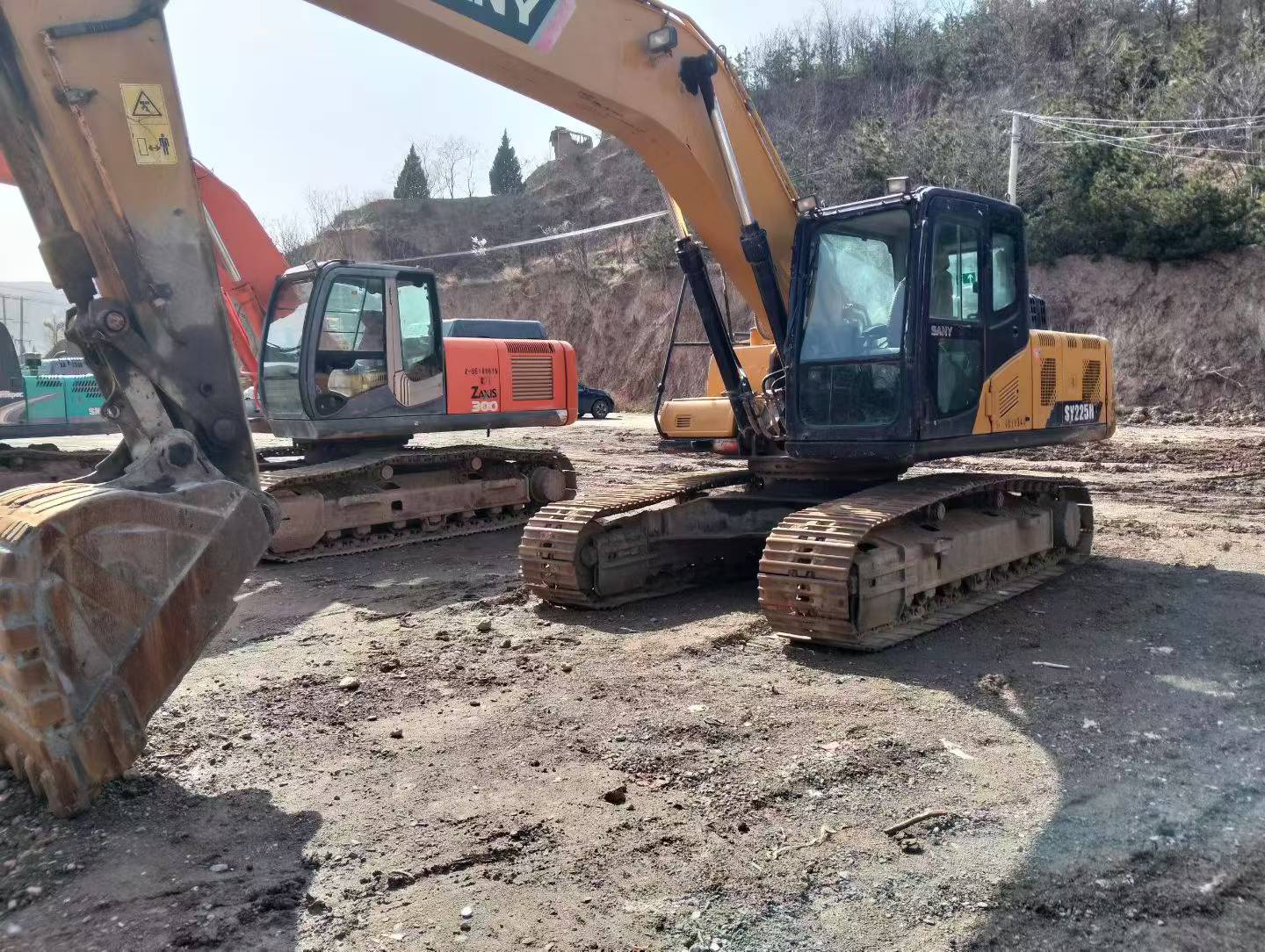 Buy Sany SY205C Used Excavator / 4