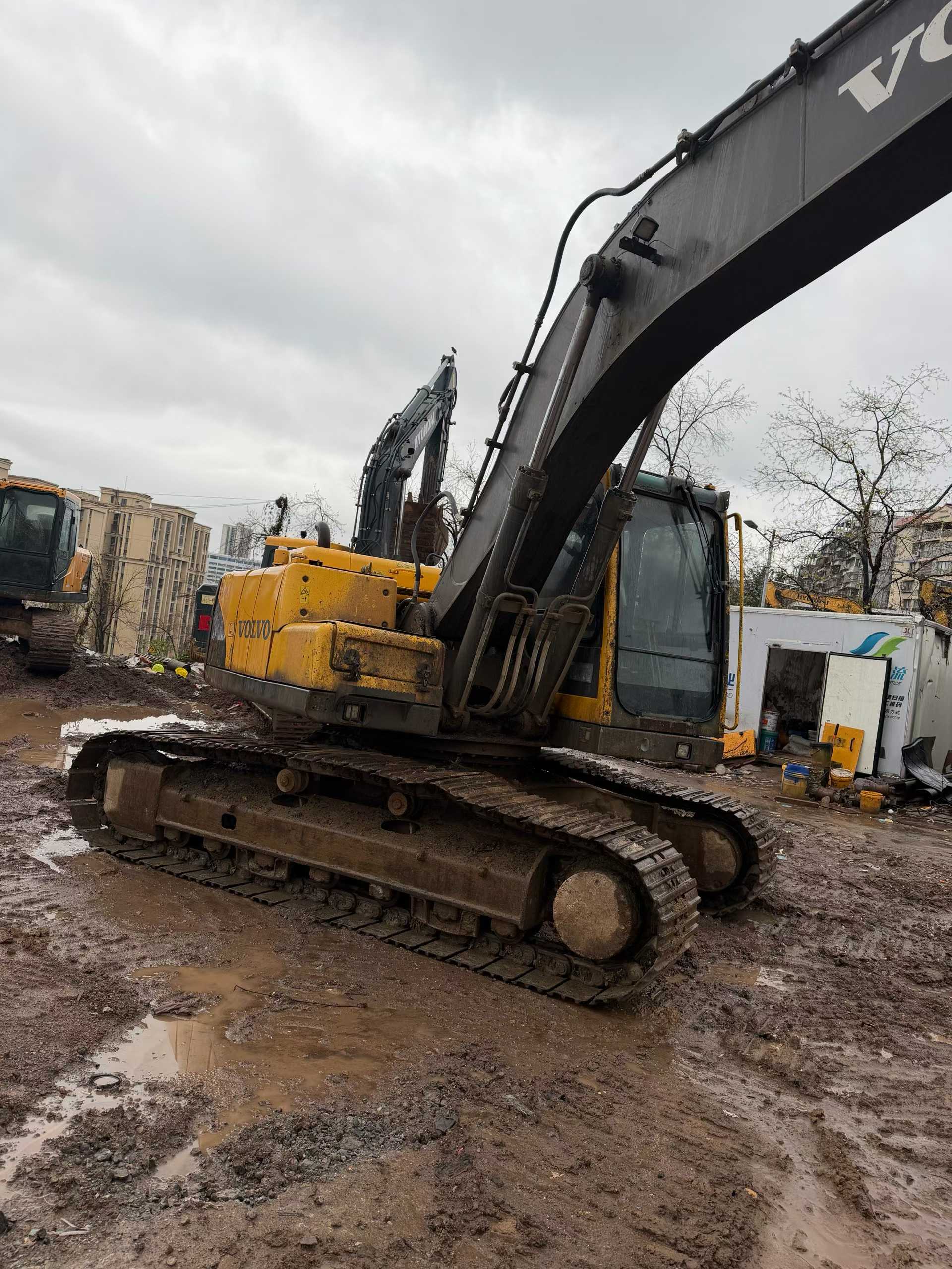 Buy Volvo EC210B Used Excavator / 6